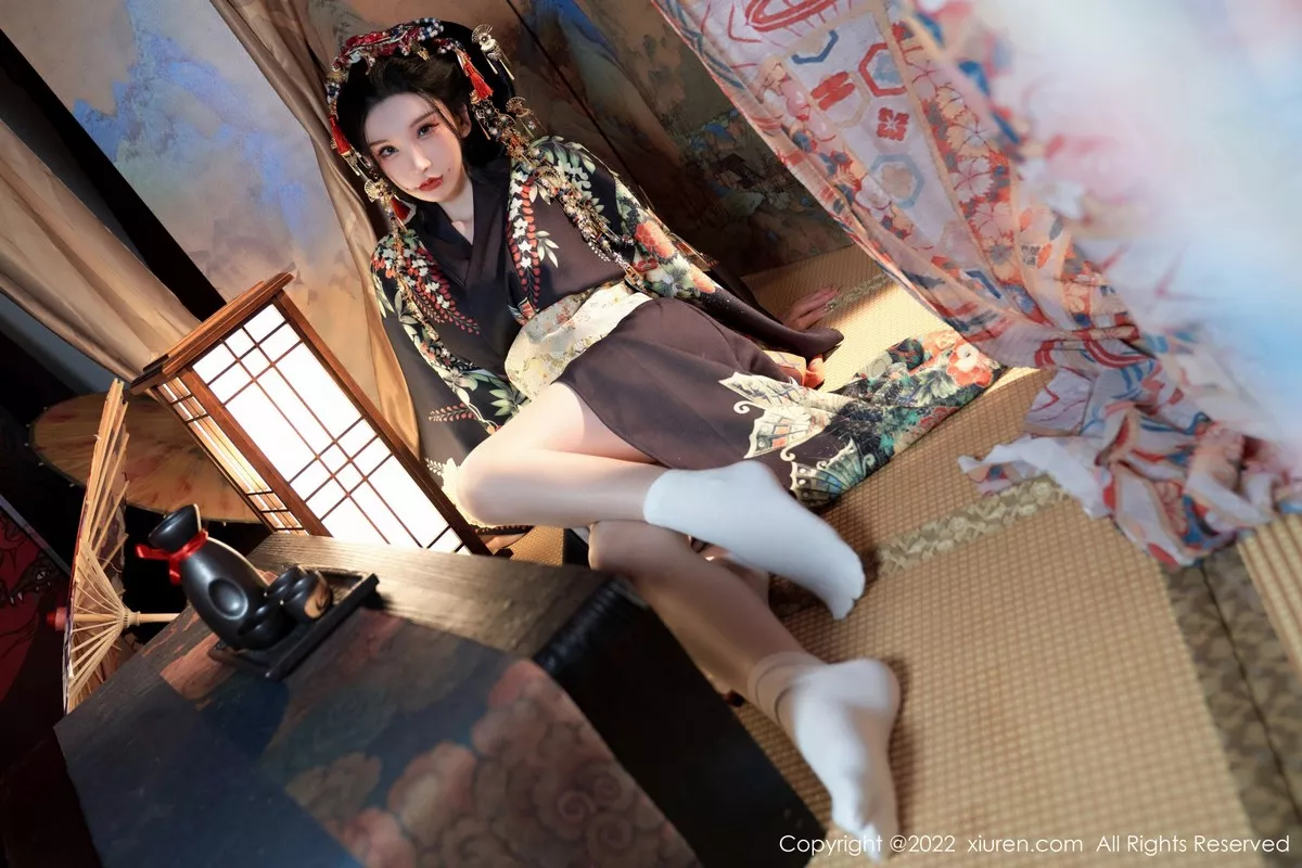 秀人集.com_[XiuRen秀人网]No.5537_女神周于希Sally宽衣解带主题日系风脱和服露翘臀美腿诱惑写真80P