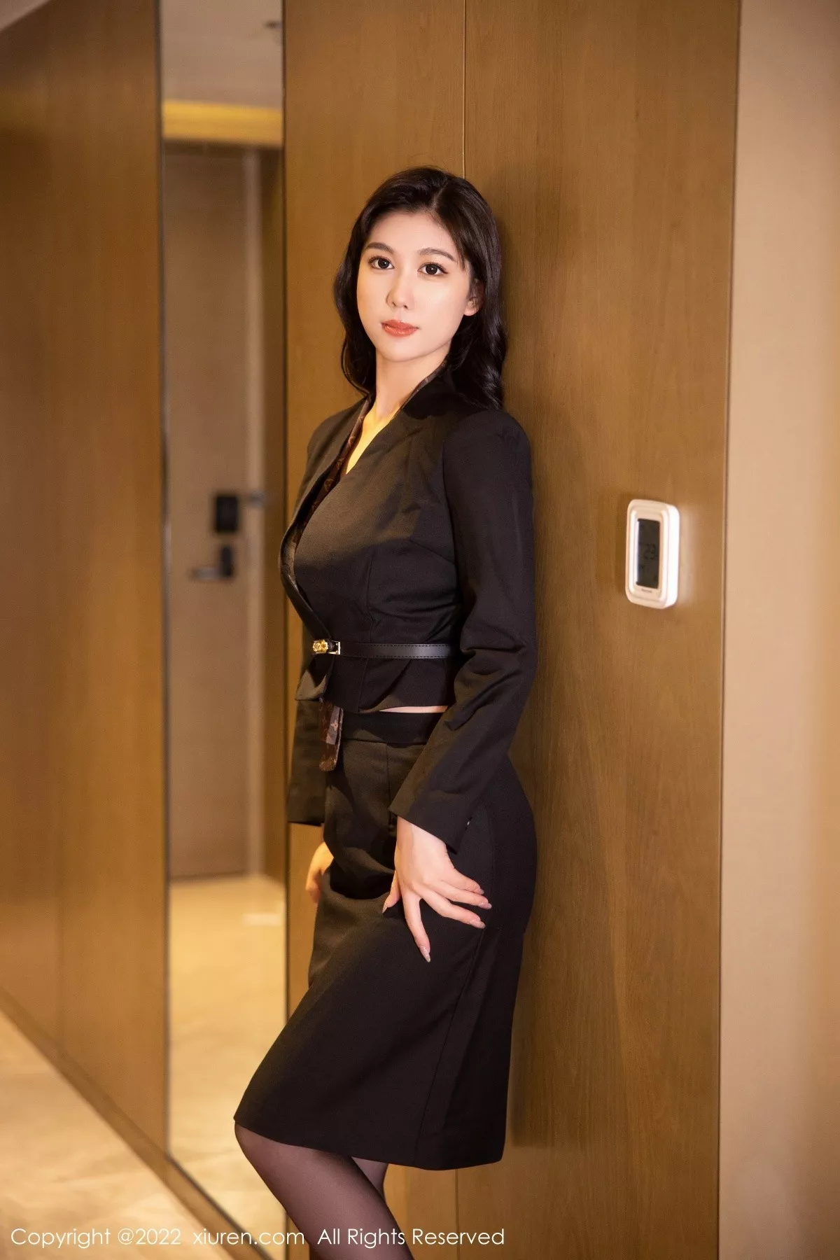 秀人集.com_[XiuRen秀人网]No.5471_模特李雅柔182CM脱黑色职业套装露性感白色蕾丝内衣诱惑写真81P