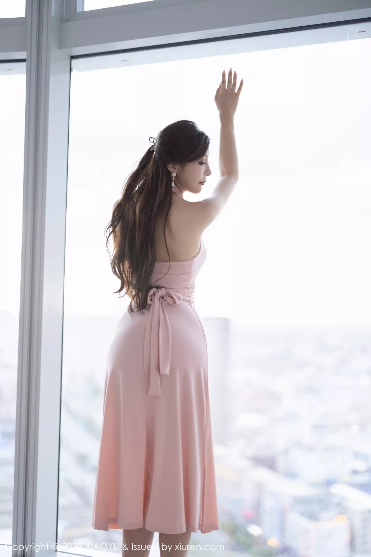 秀人集.com_[XiaoYu画语界]Vol.847_女神王馨瑶yanni脱性感粉色连衣长裙露超薄无内黑丝魅惑写真80P