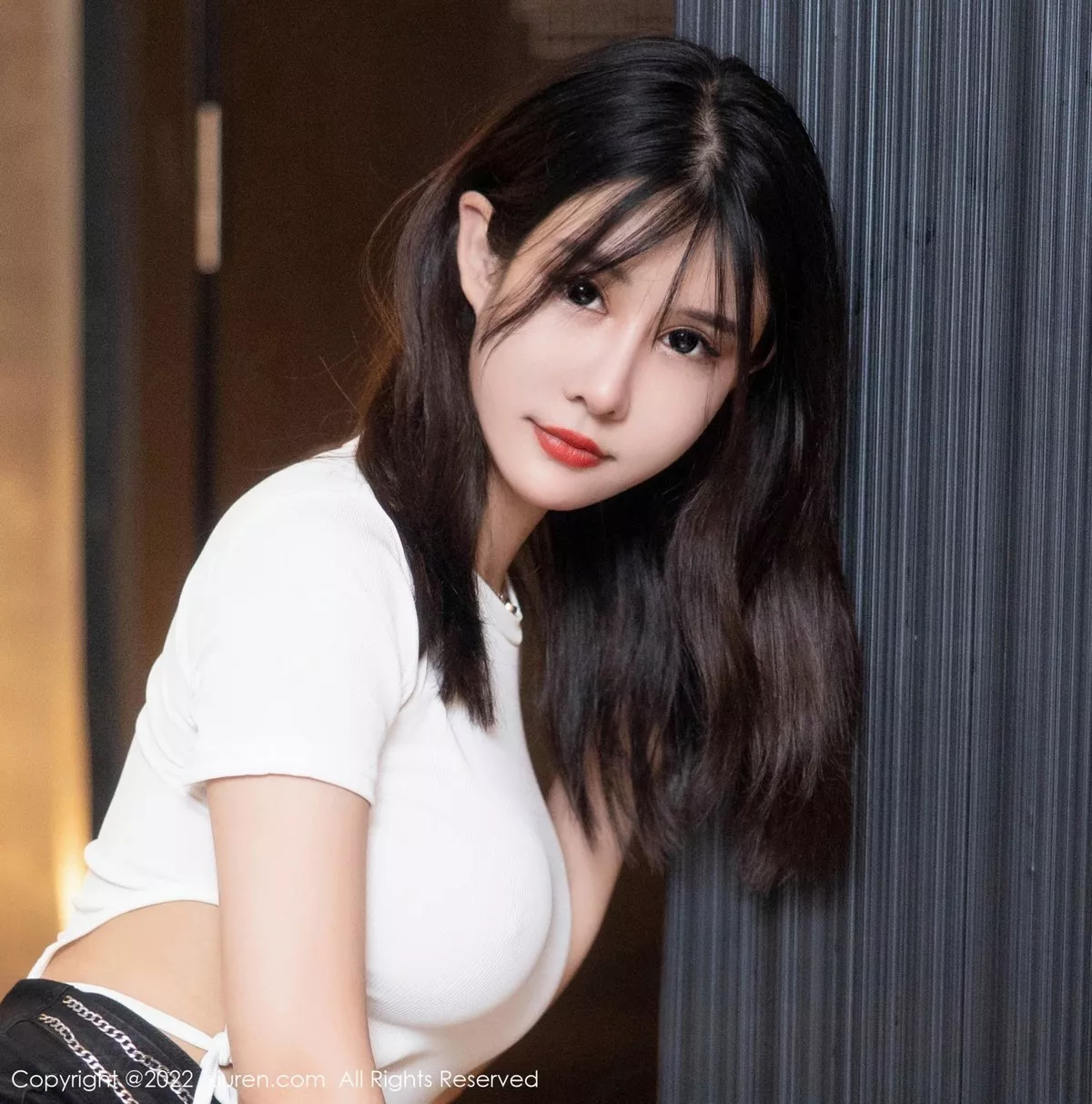 秀人集.com_[XiuRen秀人网]No.5546_模特夏沫沫tifa脱黑色短裤露白色高叉连体衣秀完美身材诱惑写真76P