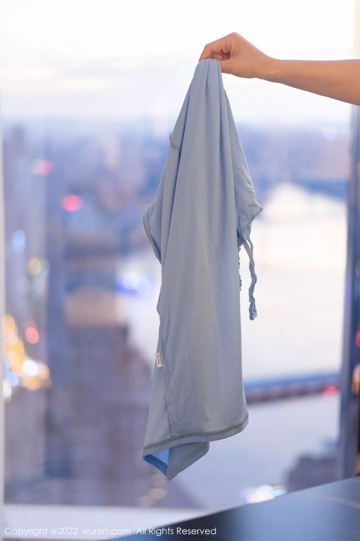 秀人集.com_[XiuRen秀人网]No.5550_女神刘钰儿私房性感淡蓝色吊带长裙万种风情万种妩媚诱惑写真64P