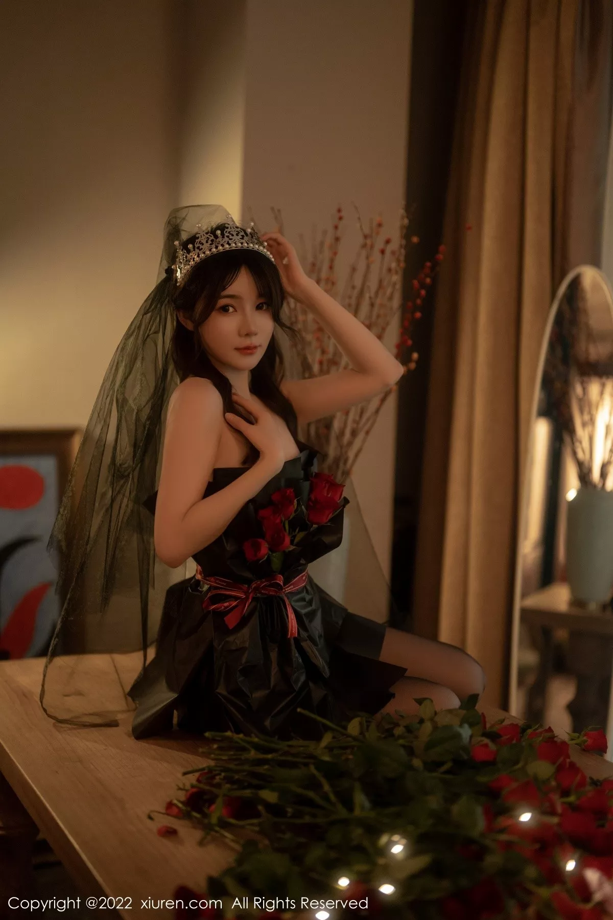 秀人集.com_[XiuRen秀人网]No.5552_模特婠婠么私房性感黑色露肩连衣裙配超薄黑丝秀曼妙身材写真74P