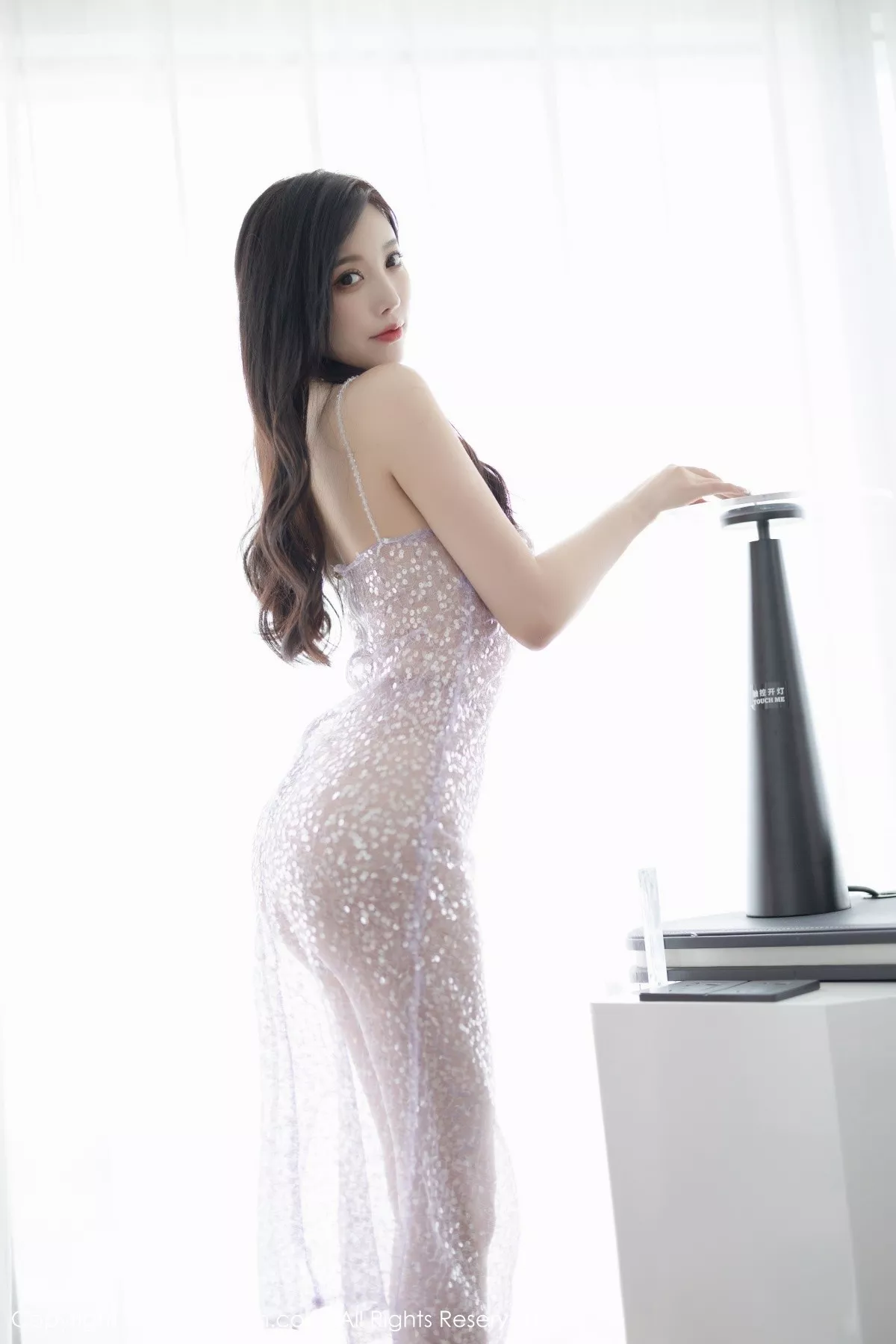 秀人集.com_[XiuRen秀人网]No.5651_女神杨晨晨Yome性感淡紫色轻透薄纱吊带裙秀完美身材诱惑写真86P