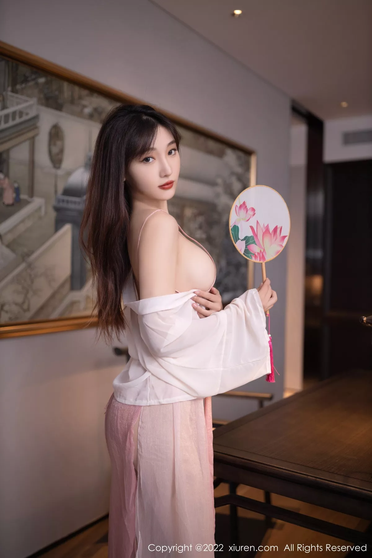 秀人集.com_[XiuRen秀人网]No.5666_模特陆萱萱性感粉色古装服配超薄肉丝秀完美身材撩人诱惑写真82P