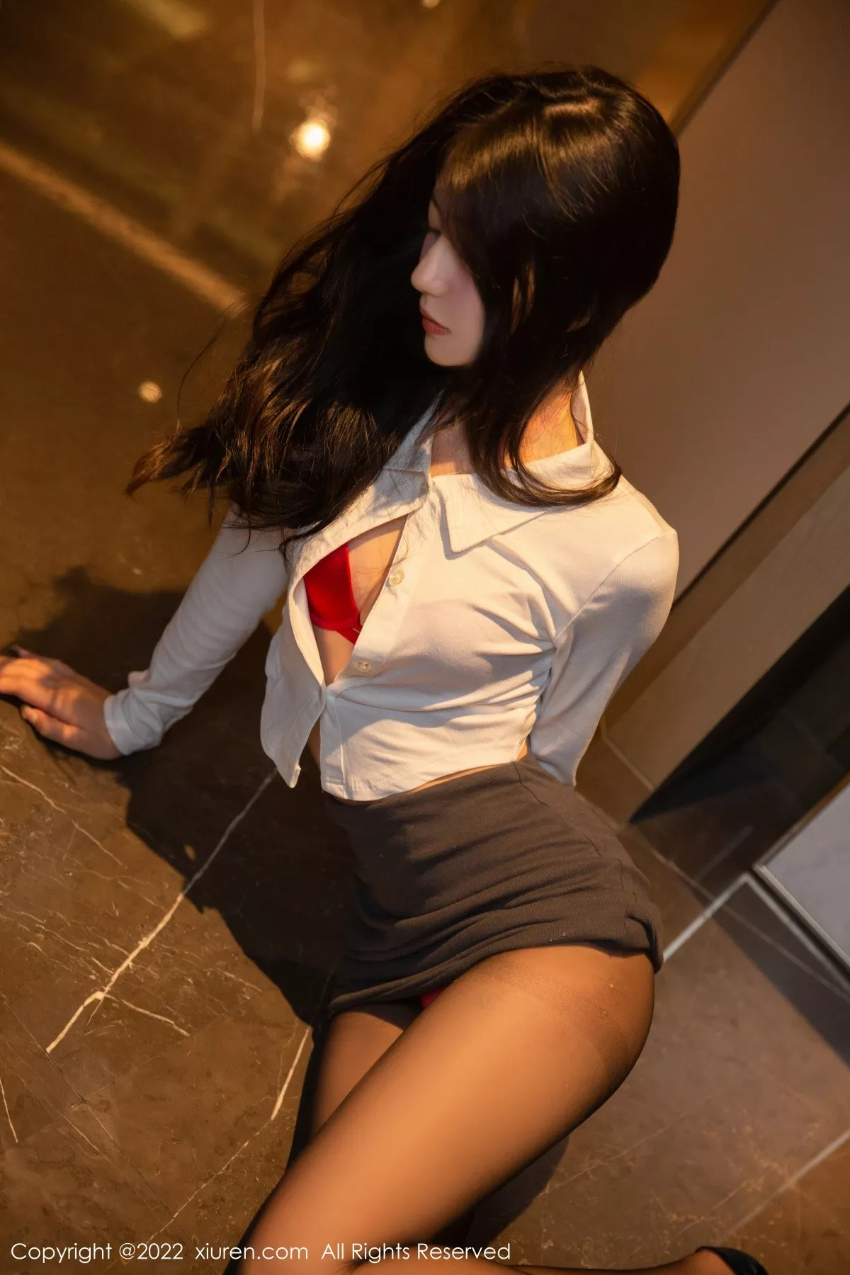 秀人集.com_[XiuRen秀人网]No.5661_模特熊小诺性感白T配黑短裙半脱露性感内衣开档黑丝诱惑写真79P