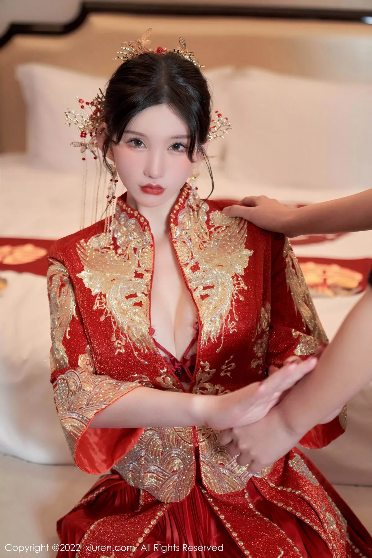 秀人集.com_[XiuRen秀人网]No.5675_女神周于希Sally私房脱新娘装露红色蕾丝内衣超薄肉丝诱惑写真80P