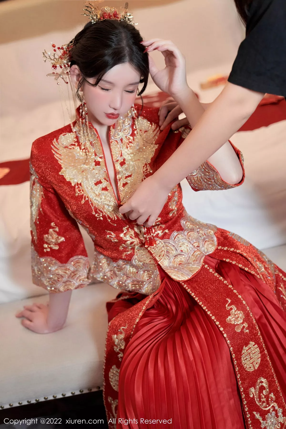 秀人集.com_[XiuRen秀人网]No.5675_女神周于希Sally私房脱新娘装露红色蕾丝内衣超薄肉丝诱惑写真80P