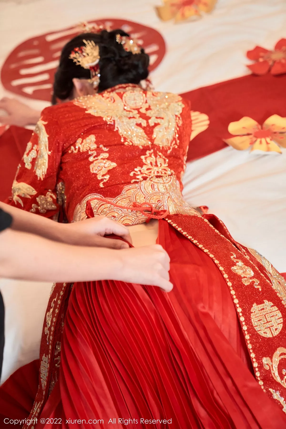 秀人集.com_[XiuRen秀人网]No.5675_女神周于希Sally私房脱新娘装露红色蕾丝内衣超薄肉丝诱惑写真80P