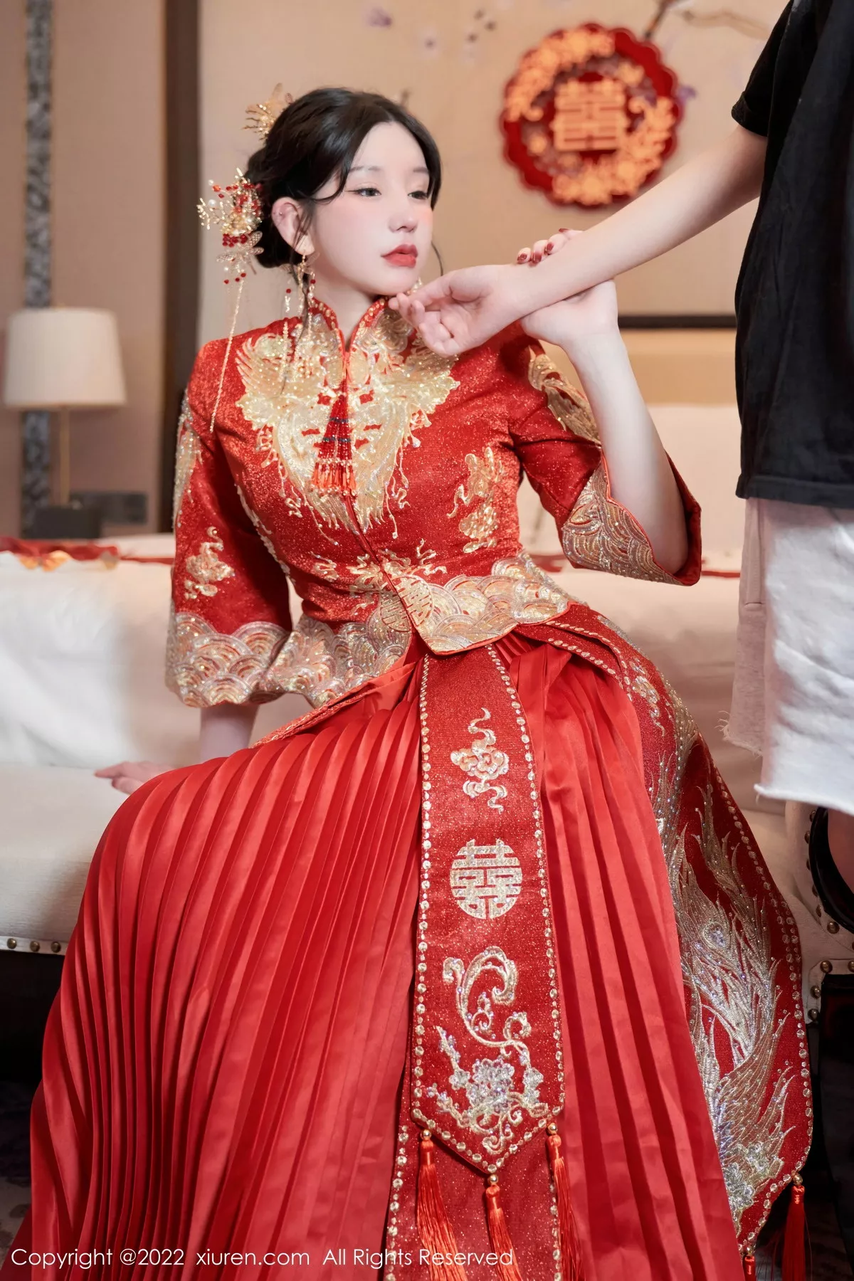 秀人集.com_[XiuRen秀人网]No.5675_女神周于希Sally私房脱新娘装露红色蕾丝内衣超薄肉丝诱惑写真80P