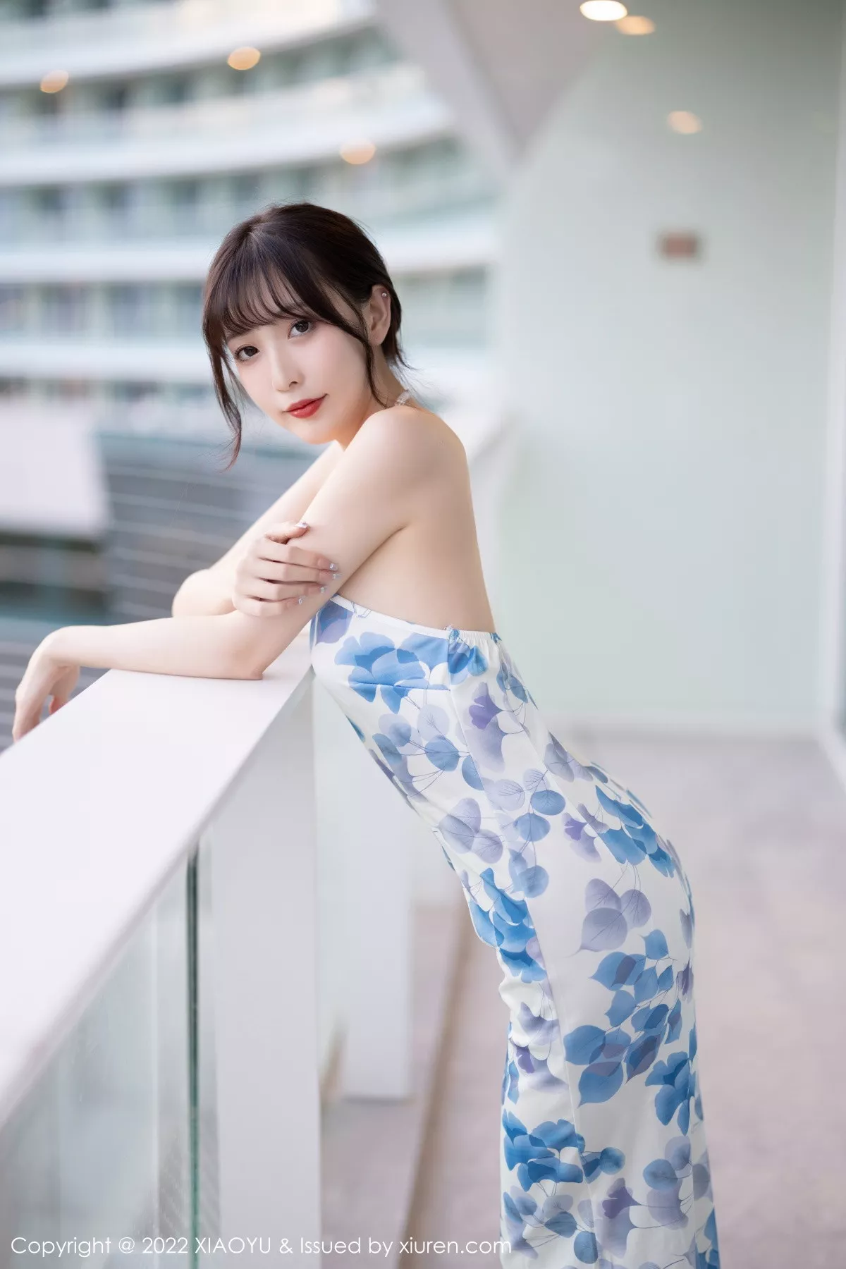 秀人集.com_[XiaoYu画语界]Vol.877_模特林星阑性感露肩带图案连衣短配超薄白丝袜秀美腿迷人写真85P