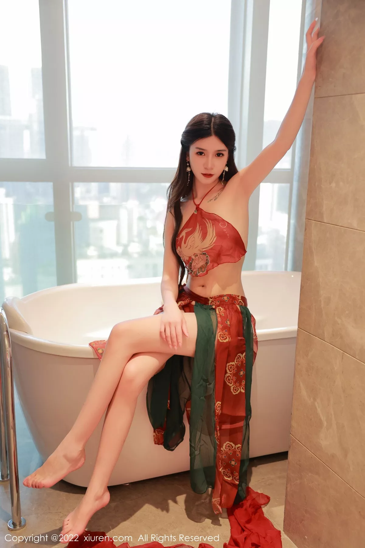 秀人集.com_[XiuRen秀人网]No.5682_模特hebe韩心雨香格里拉旅拍橙灰色比基尼秀完美身材诱惑写真63P