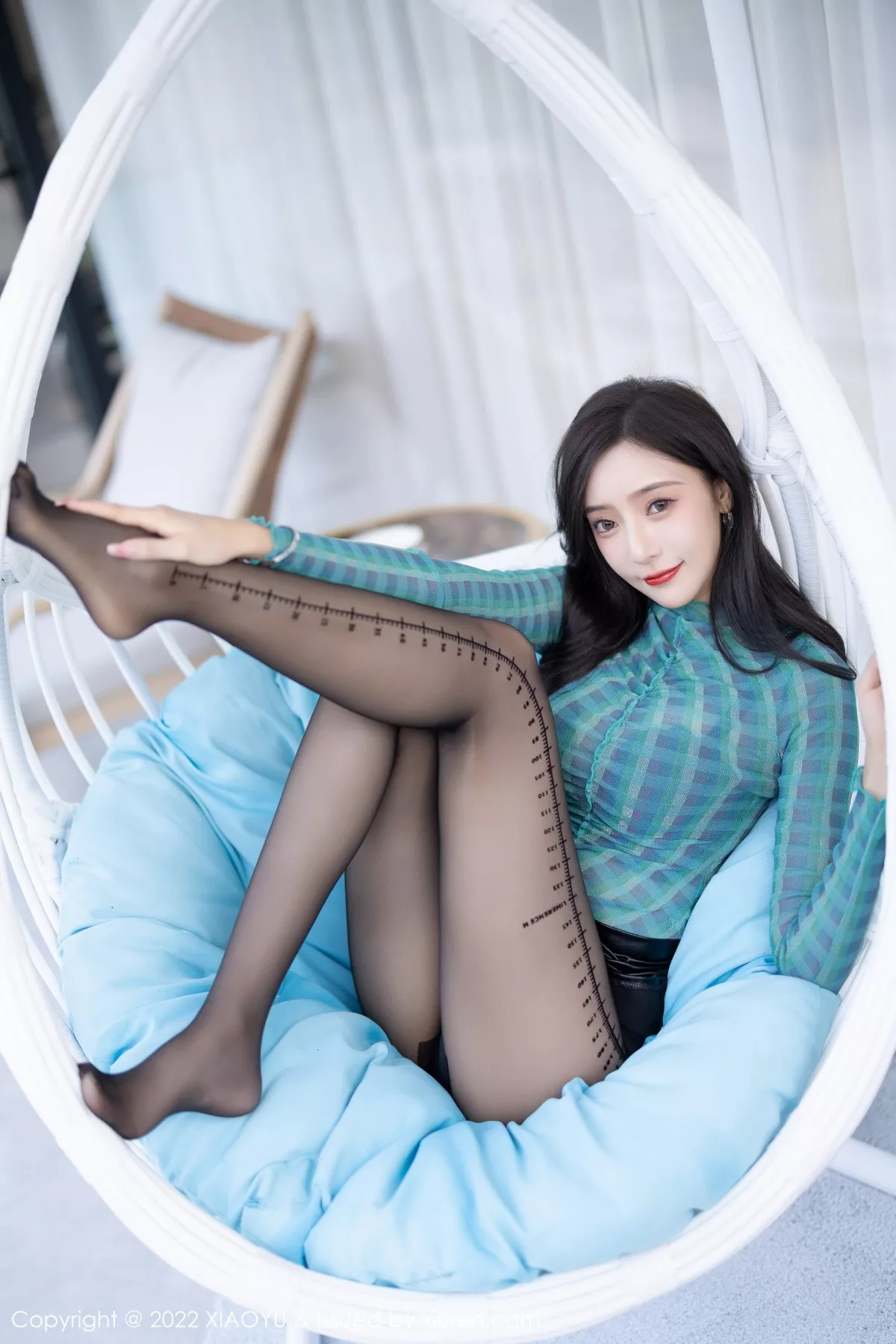 秀人集.com_[XiaoYu画语界]Vol.878_女神王馨瑶yanni杭州旅拍私房性感黑色内衣配超薄黑丝诱惑写真87P