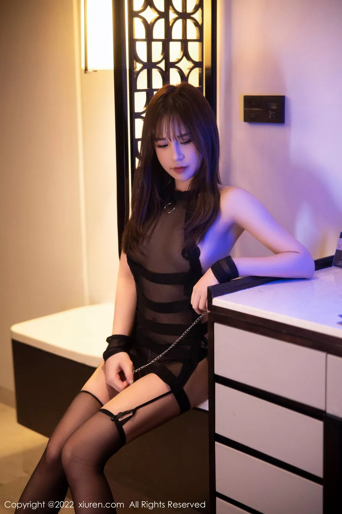 秀人集.com_[XiuRen秀人网]No.5686_新人模特Icy猪私房性感黑色清透薄纱服秀魔鬼身材撩人诱惑写真86P