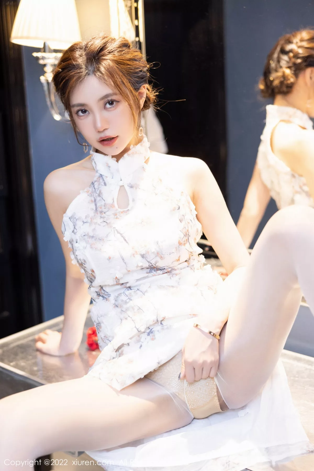 秀人集.com_[XiuRen秀人网]No.5713_女神绮里嘉ula心愿旅拍性感图案旗袍配开档白丝撩人诱惑写真97P