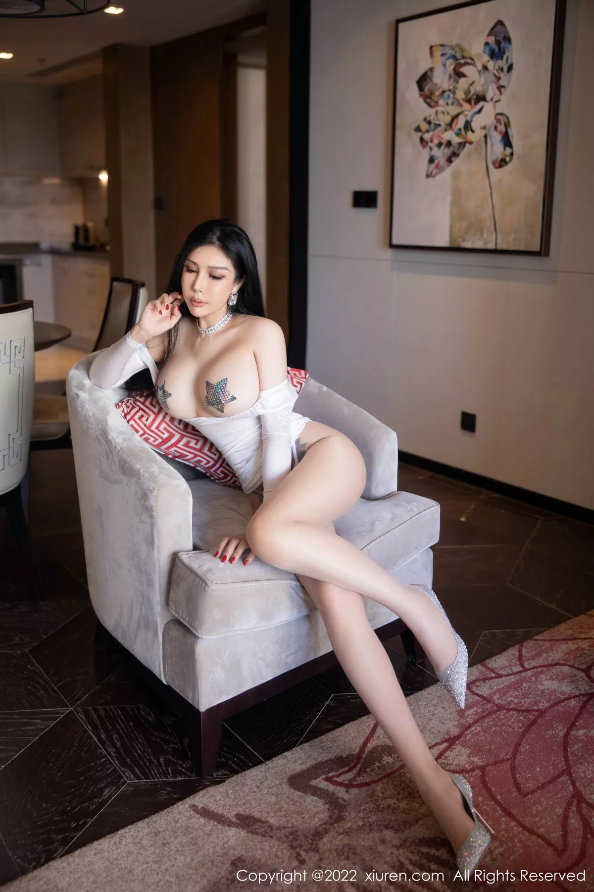 秀人集.com_[XiuRen秀人网]No.5726_模特田冰冰酒店室内拍摄白色轻透连衣裙紧身秀丰满身材诱惑写真76P