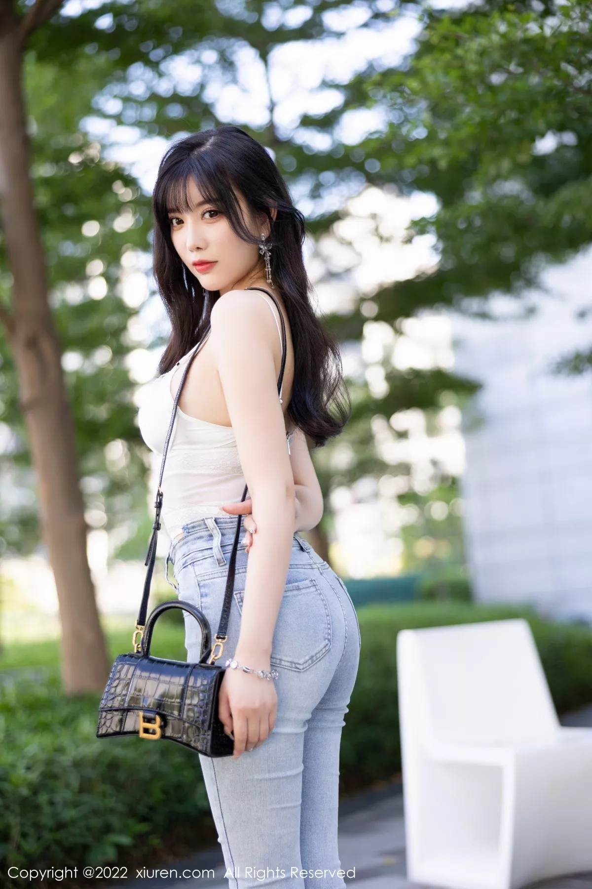 秀人集.com_[XiuRen秀人网]No.5614_女神杨晨晨Yome私房半脱露白色内衣配无内肉丝迷人诱惑写真83P