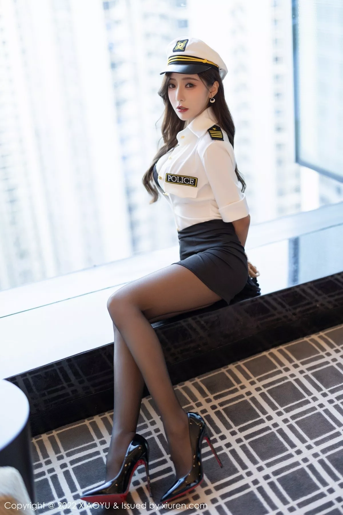 秀人集.com_[XiaoYu画语界]Vol.867_女神王馨瑶yanni韩国女警官制服露蕾丝内衣配破烂黑丝诱惑写真90P