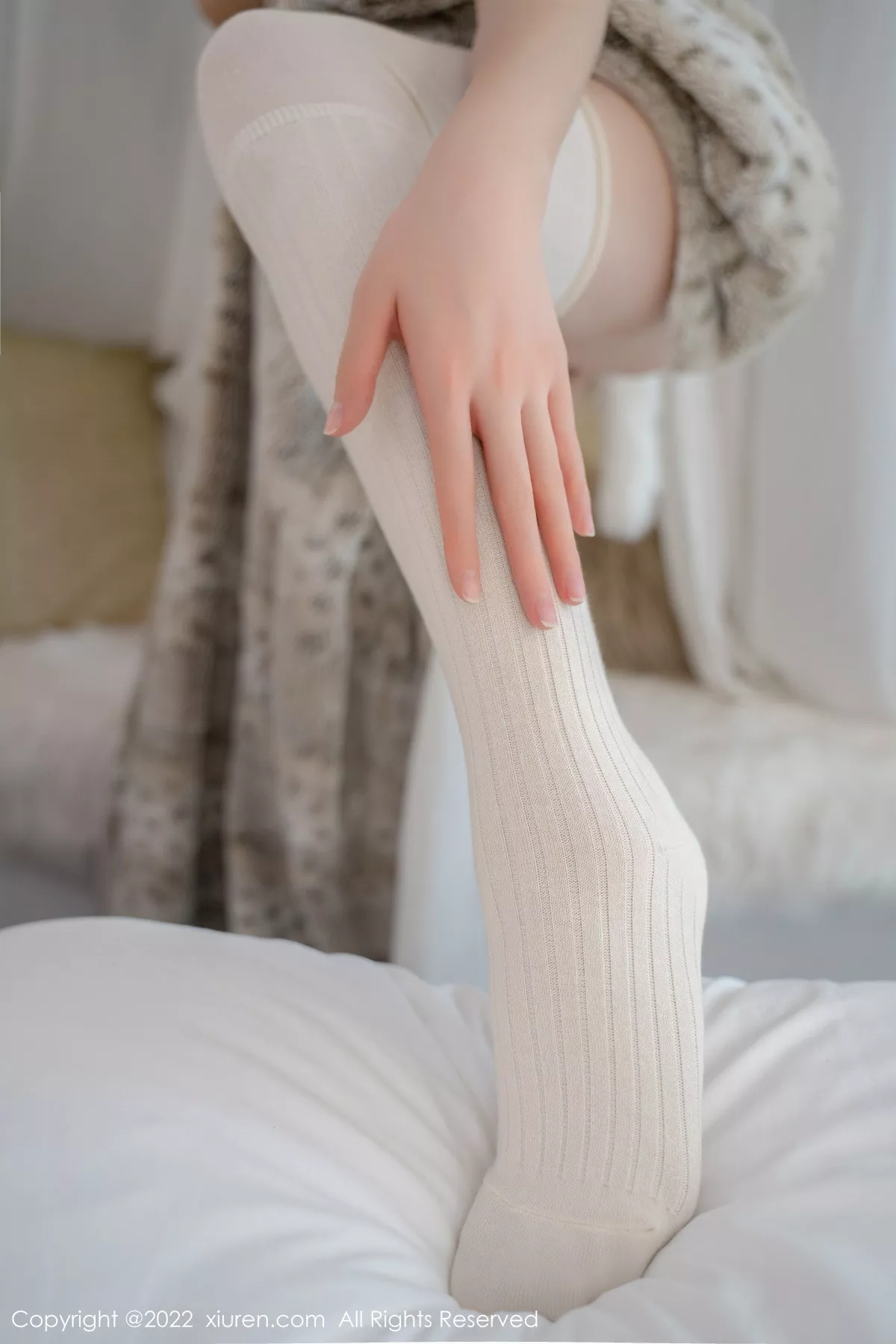 秀人集.com_[XiuRen秀人网]No.5787_女神奶瓶土肥圆私房性感睡袍露米色长筒袜秀丰满身材诱惑写真94P