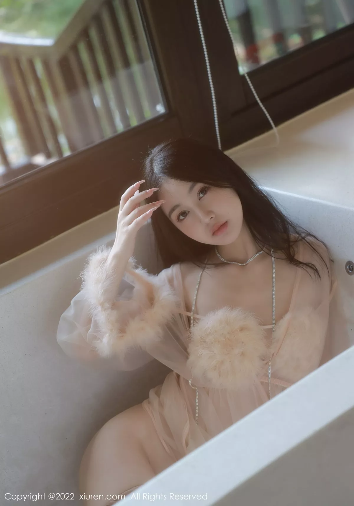 秀人集.com_[XiuRen秀人网]No.5796_模特谢晚晚浅色薄纱轻透情趣服配超薄肉丝秀惹火身材诱惑写真58P