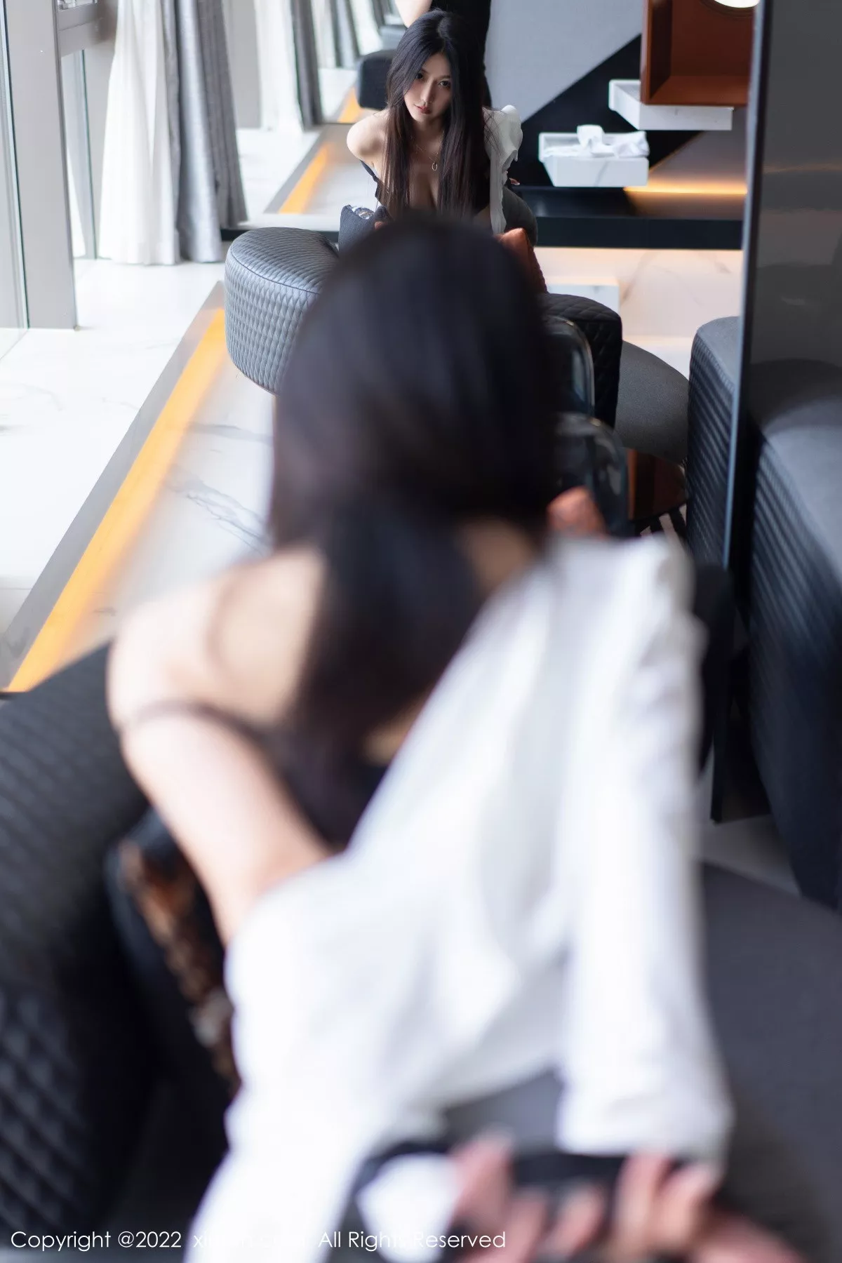 秀人集.com_[XiuRen秀人网]No.5795_模特laura阿姣性感白T配灰短裙露黑色内衣超薄黑丝极致魅惑写真67P