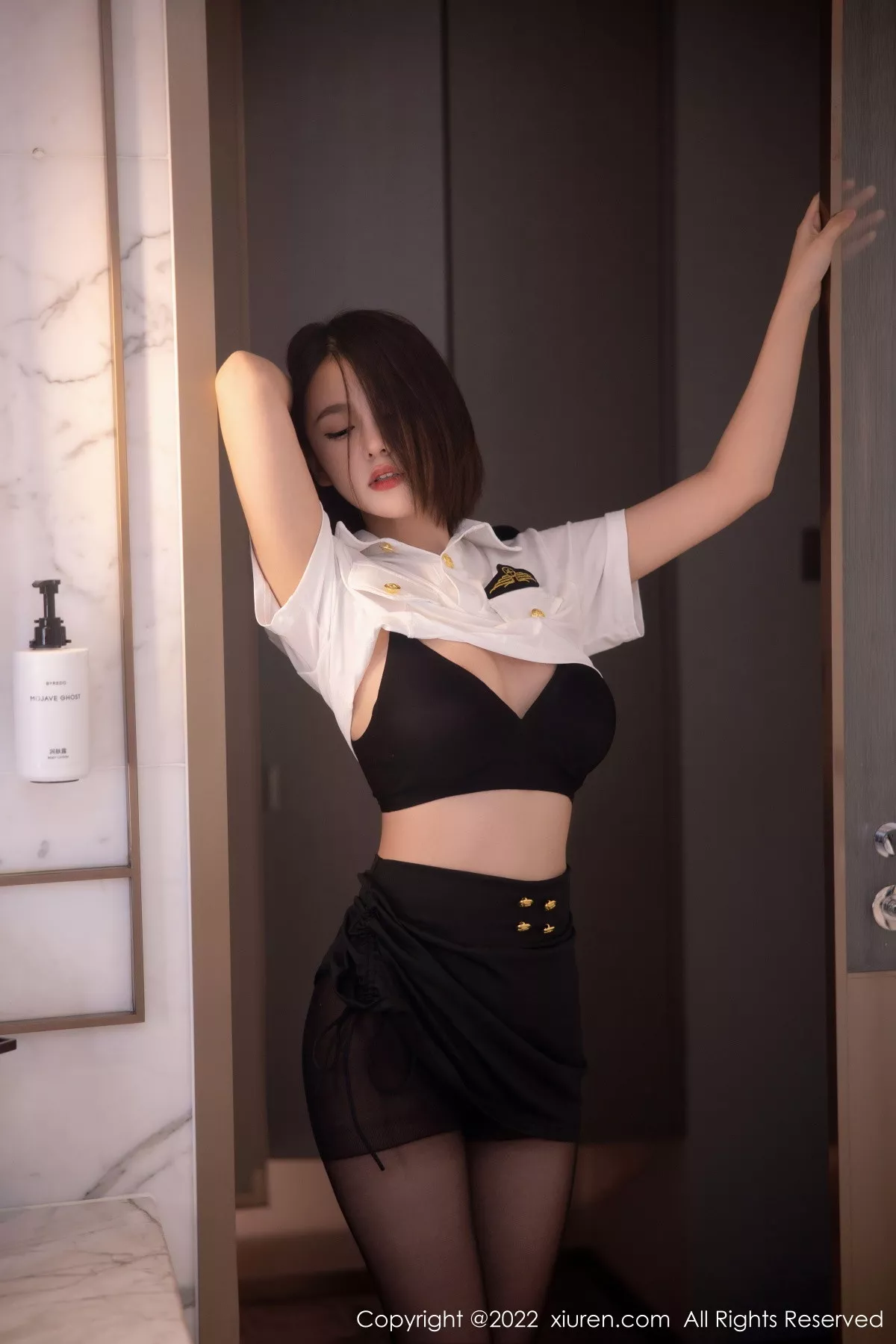 秀人集.com_[XiuRen秀人网]No.5815_模特美羊羊性感制服主题白色上衣配黑短裙露黑色内衣诱惑写真79P