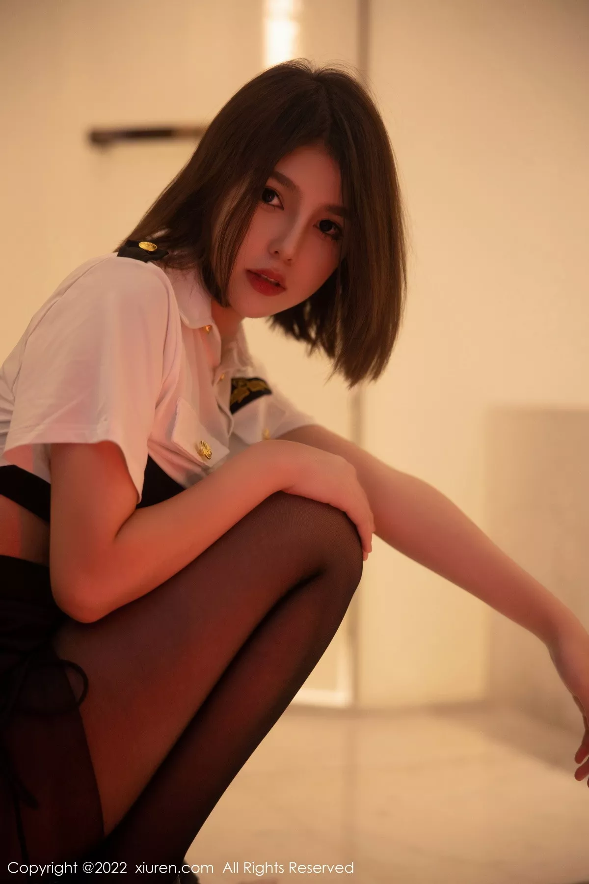 秀人集.com_[XiuRen秀人网]No.5815_模特美羊羊性感制服主题白色上衣配黑短裙露黑色内衣诱惑写真79P