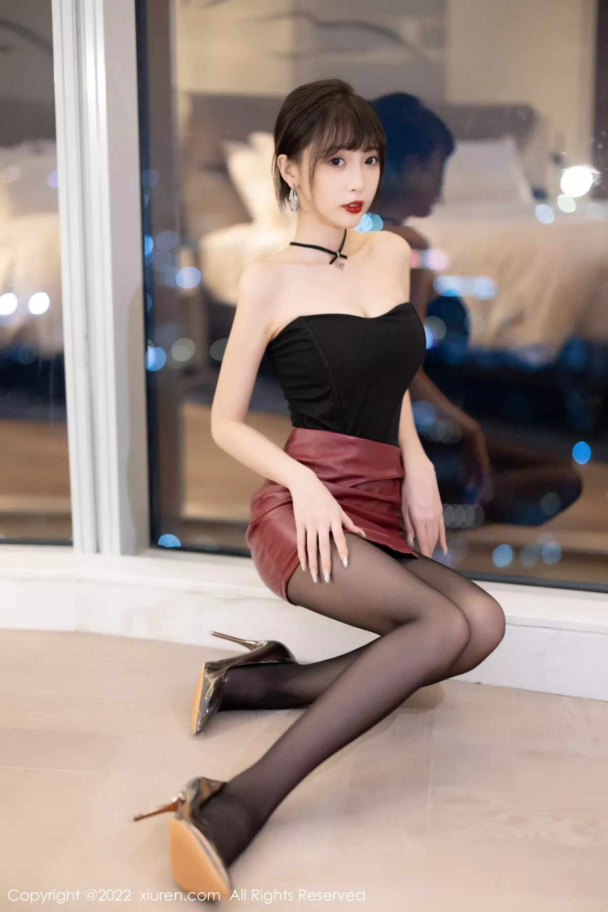 秀人集.com_[XiuRen秀人网]No.5831_模特林星阑黑色露肩上衣配红色皮质短裙秀超薄无内黑丝诱惑写真88P