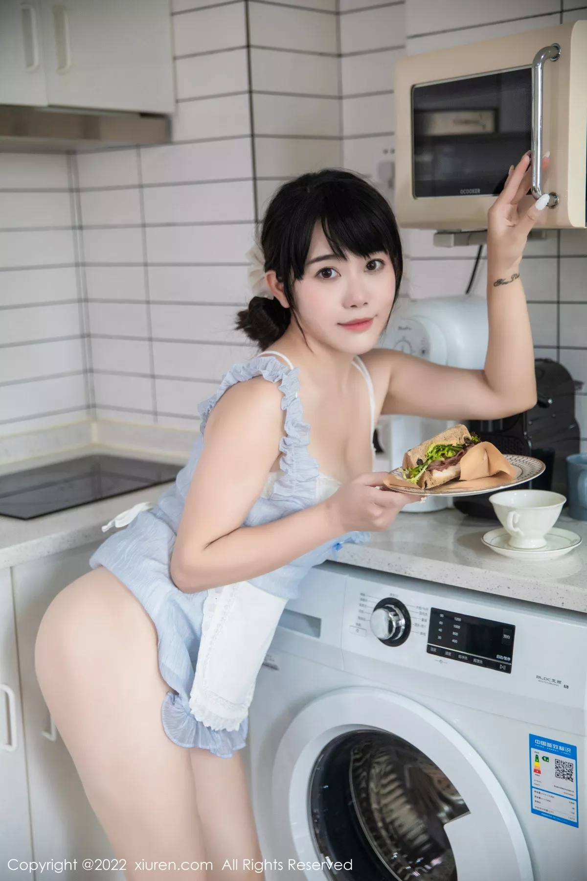 秀人集.com_[XiuRen秀人网]No.5834_模特严利娅Yuliya私房性感浅蓝色女仆服饰秀翘臀美腿诱惑写真53P