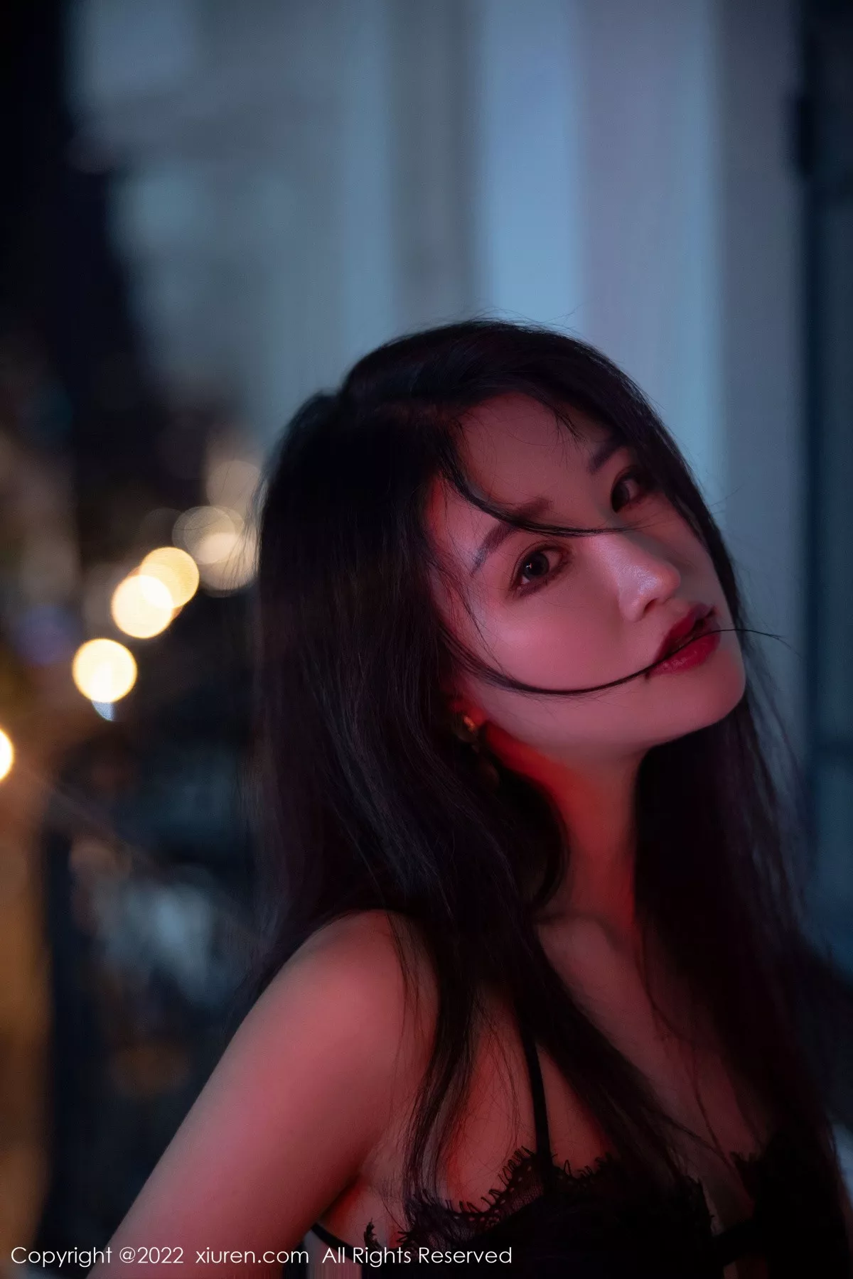 秀人集.com_[XiuRen秀人网]No.5833_新人模特司柠性感黑色吊带短裙配超薄无内黑丝秀翘臀诱惑写真63P