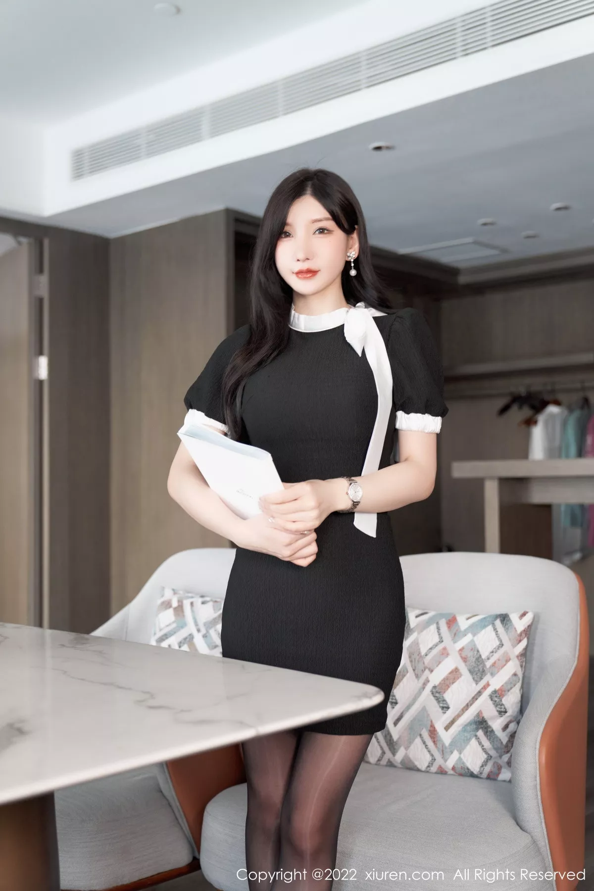 秀人集.com_[XiuRen秀人网]No.5848_女神周于希Sally私房性感蓝色蕾丝内衣配超薄闪亮黑丝魅惑写真102P