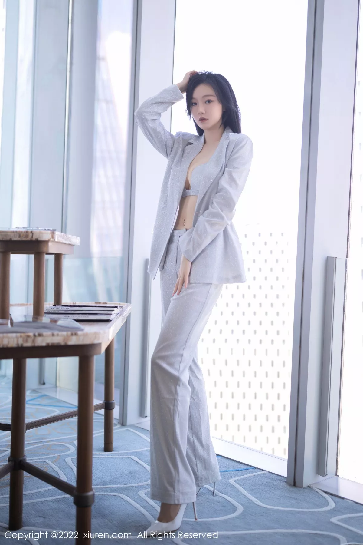 秀人集.com_[XiuRen秀人网]No.5859_模特安然anran脱银色西服露性感银色内衣秀完美身材诱惑写真76P