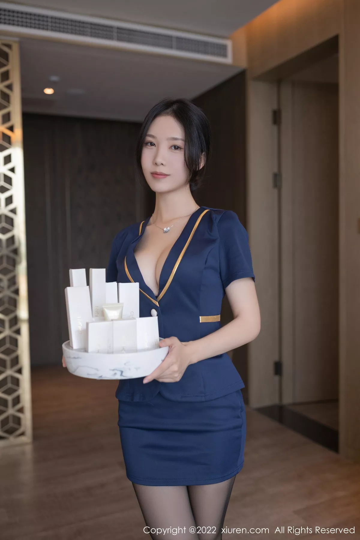 秀人集.com_[XiuRen秀人网]No.5866_模特利世按摩技师角色深蓝套装露蓝色内衣秀曼妙身姿诱惑写真77P