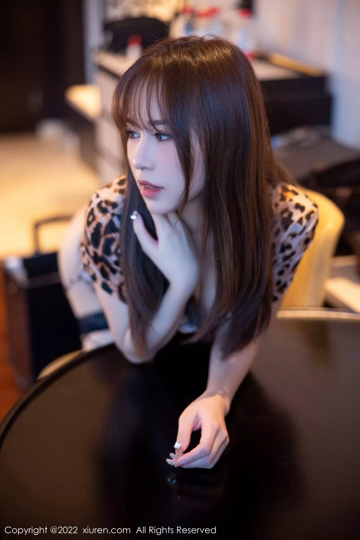 秀人集.com_[XiuRen秀人网]No.5760_模特icy猪私房性感豹纹服饰配蕾丝网格袜秀魔鬼身材诱惑写真78P