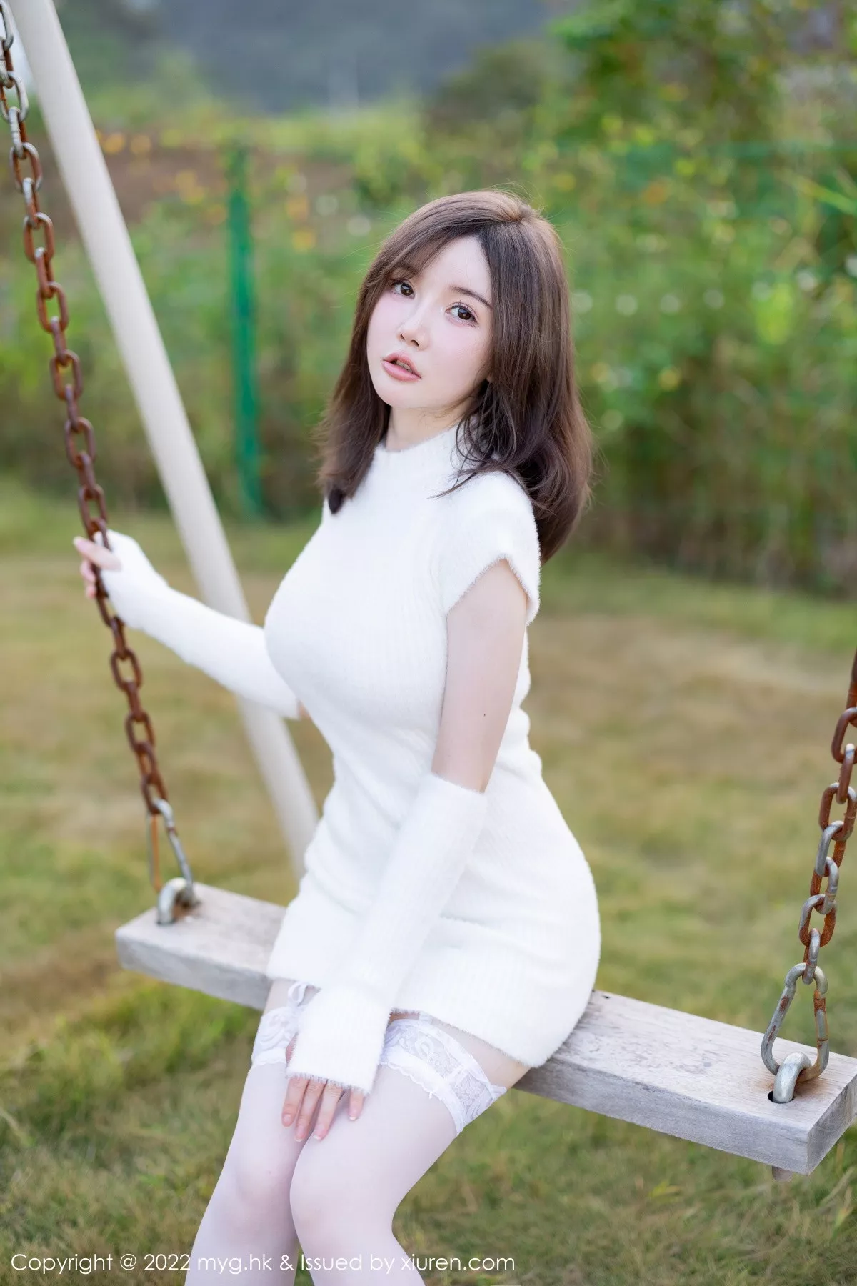 秀人集.com_[MyGirl美媛馆]Vol.644_模特糯美子脱性感白色连衣短裙露蕾丝内衣配白丝吊袜诱惑写真65P