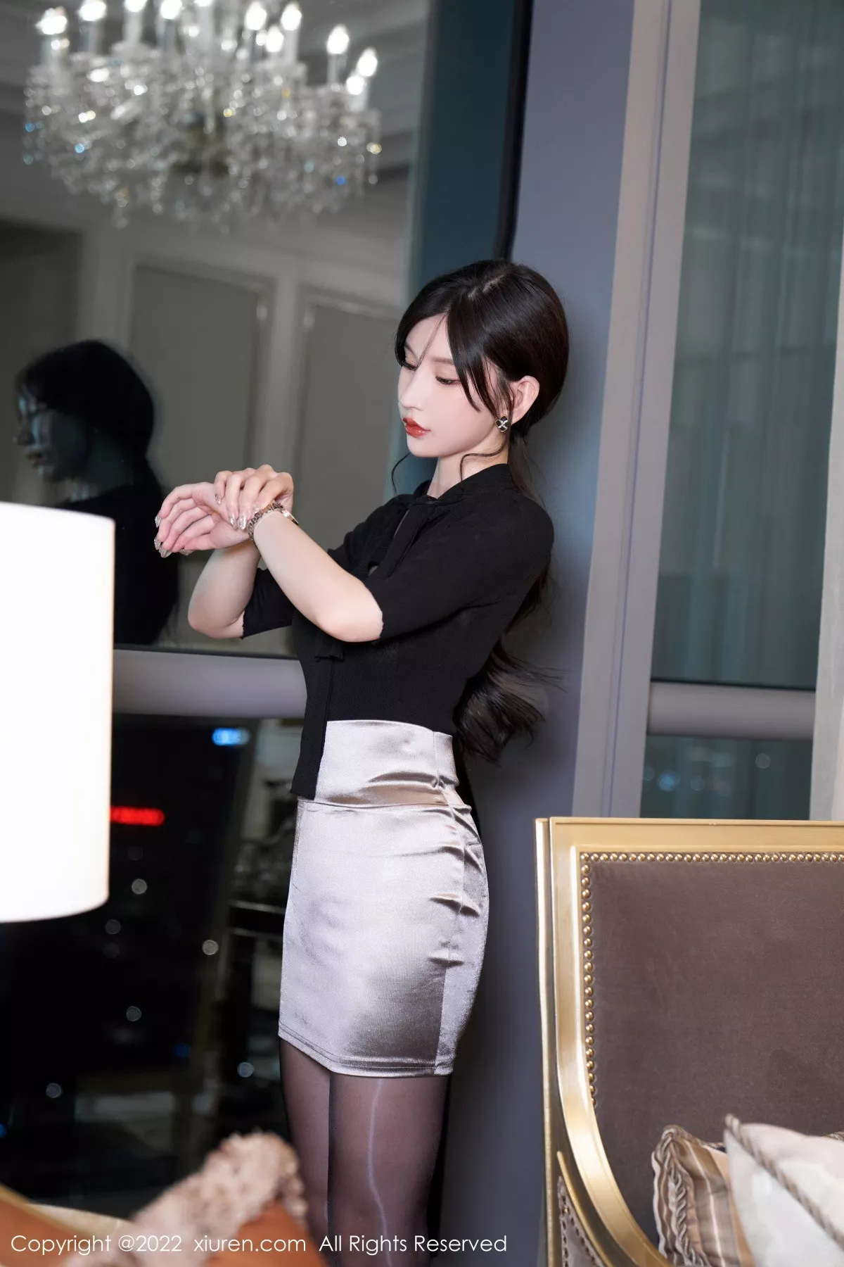 秀人集.com_[XiuRen秀人网]No.5777_女神周于希Sally黑上衣配浅色短裙露超薄闪亮黑丝极致魅惑写真89P