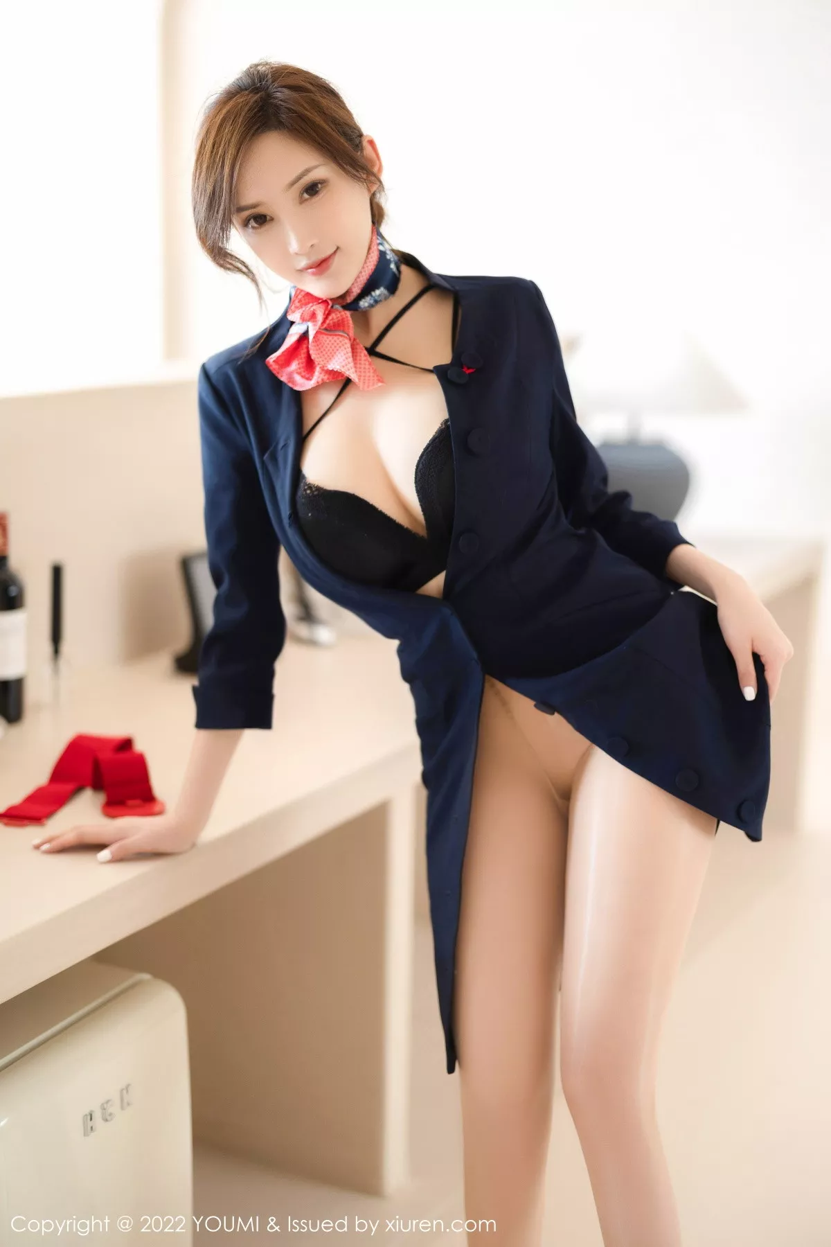 秀人集.com_[YouMi尤蜜荟]Vol.858_女神奶瓶土肥圆性感深色制服套装半脱秀丰满身材迷人诱惑写真77P