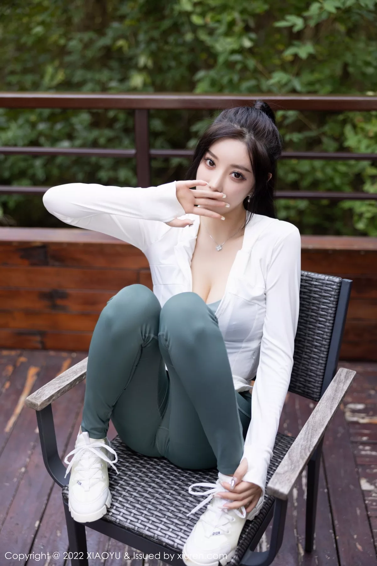 秀人集.com_[XiaoYu画语界]Vol.892_女神杨晨晨Yome性感白色外衣配紧身长裤秀完美身材诱惑写真95P