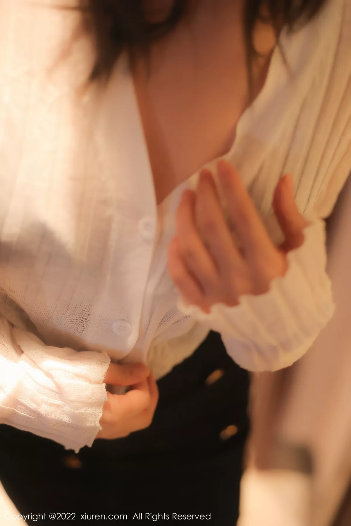 秀人集.com_[XiuRen秀人网]No.5781_模特周jojobaby性感白色上衣配黑色短裙露超薄黑丝极致魅惑写真82P