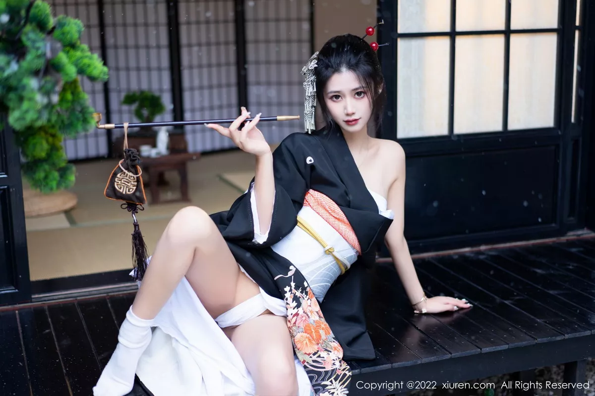 秀人集.com_[XiuRen秀人网]No.5932_模特laura阿姣性感深色日式和服半脱秀柔美身材迷人诱惑写真74P