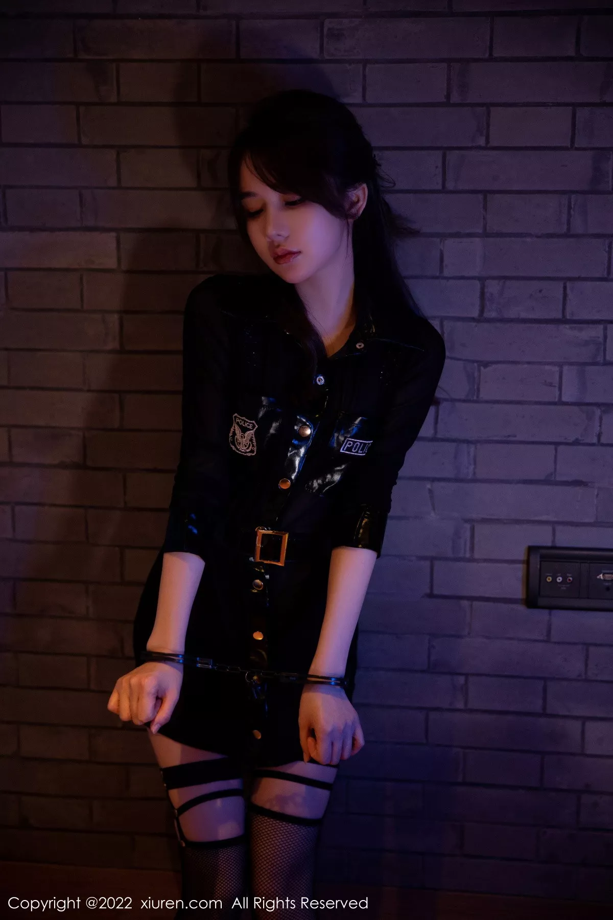 秀人集.com_[XiuRen秀人网]No.5931_模特婠婠么性感黑色情趣制服露豹纹内衣秀绝美身材诱惑写真94P