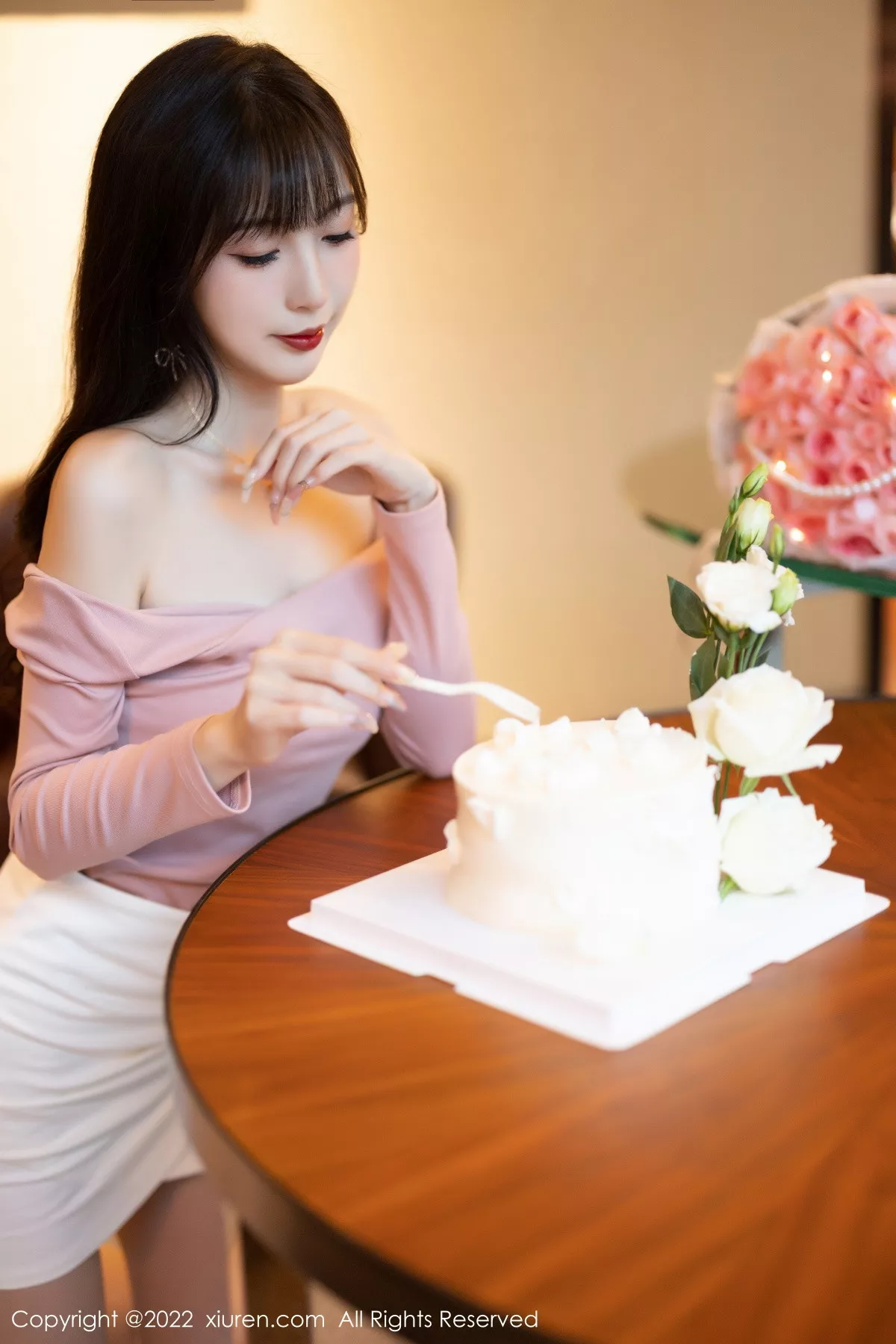 秀人集.com_[XiuRen秀人网]No.5934_模特林星阑紫色露肩上衣配白短裙露蕾丝内衣开档肉丝诱惑写真81P