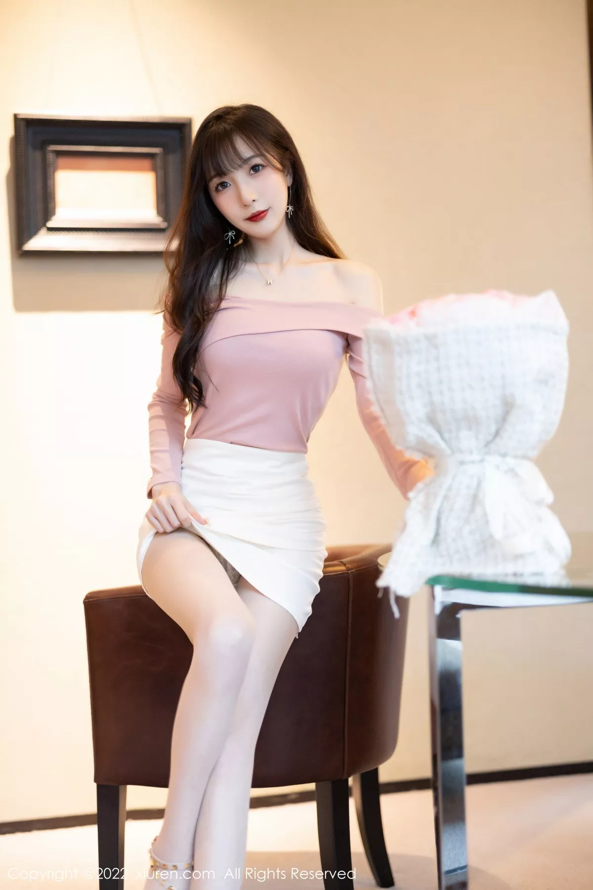 秀人集.com_[XiuRen秀人网]No.5934_模特林星阑紫色露肩上衣配白短裙露蕾丝内衣开档肉丝诱惑写真81P