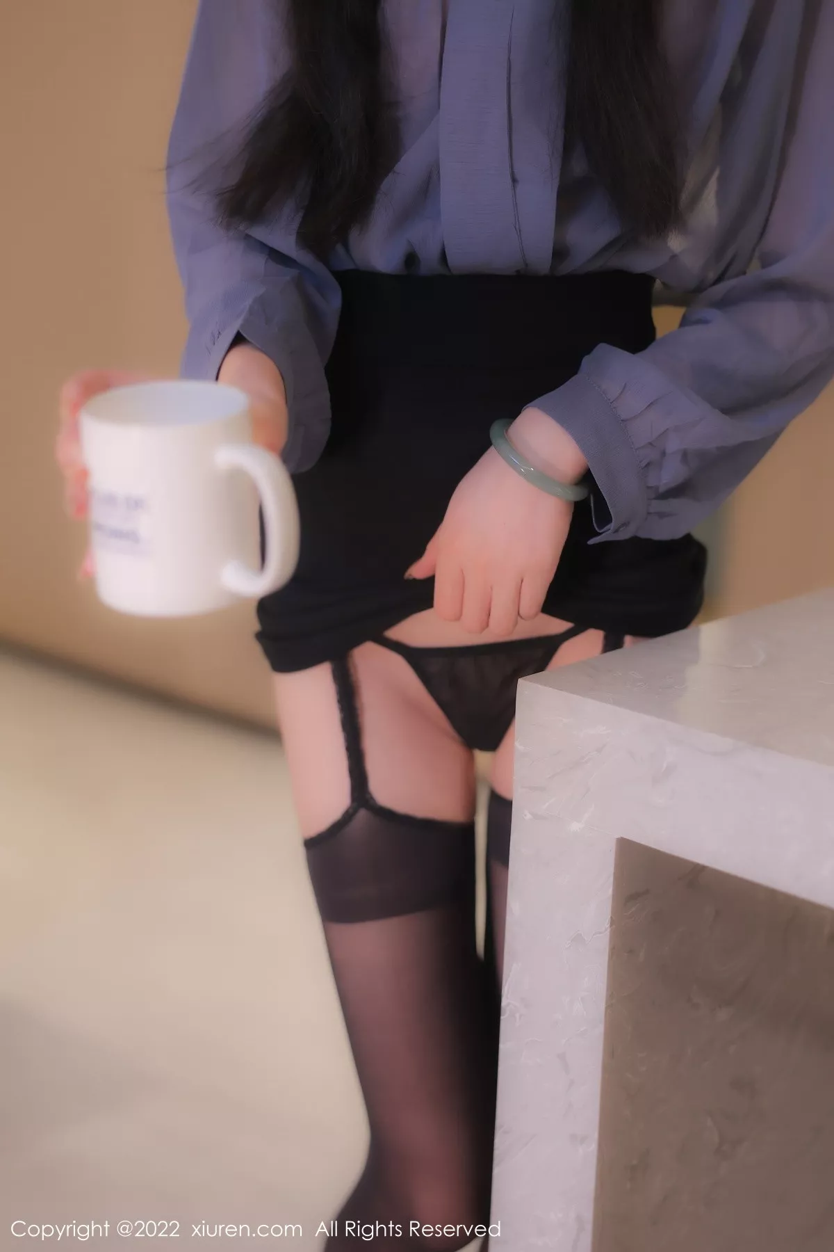 秀人集.com_[XiuRen秀人网]No.5964_模特77qiqi私房半脱露性感淡红色蕾丝内衣配超薄黑丝魅惑写真88P