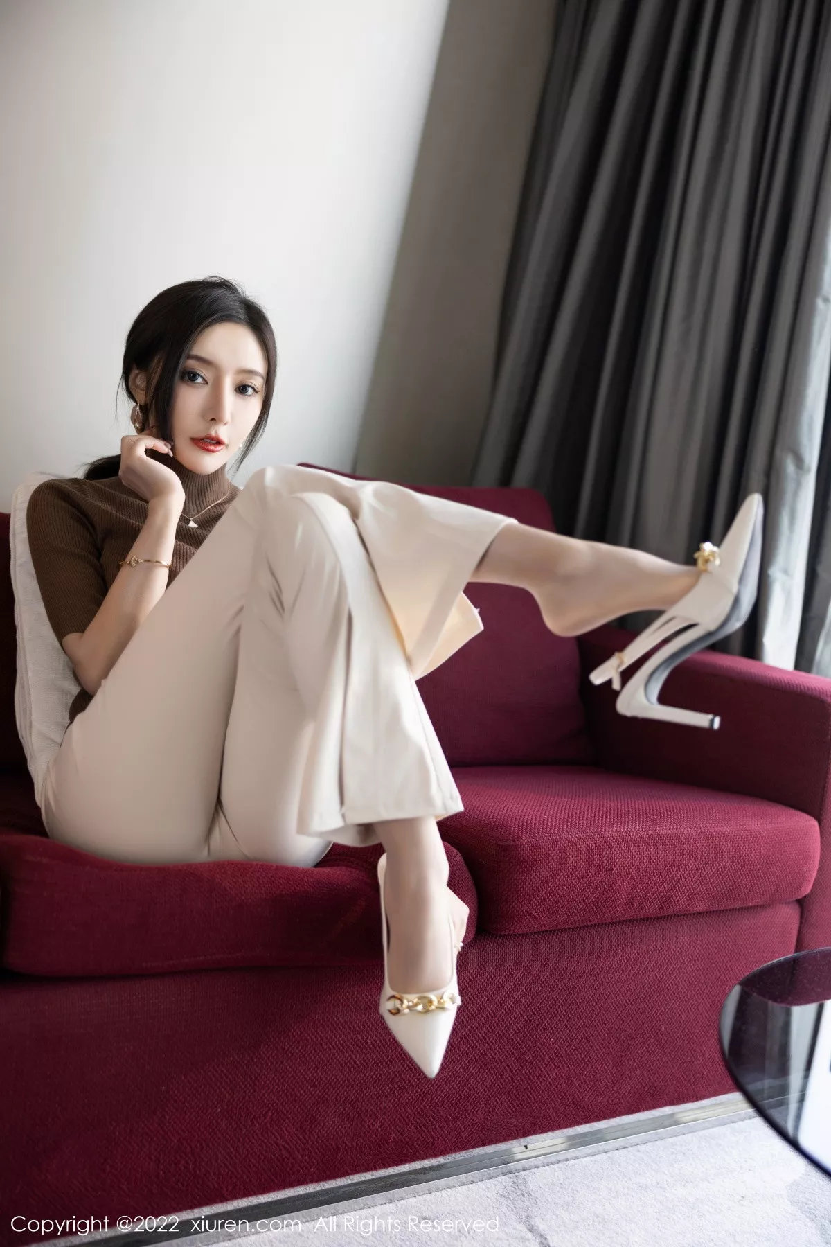 秀人集.com_[XiuRen秀人网]No.5978_女神王馨瑶yanni私房半脱露性感蓝色内衣配超薄无内肉丝诱惑写真81P