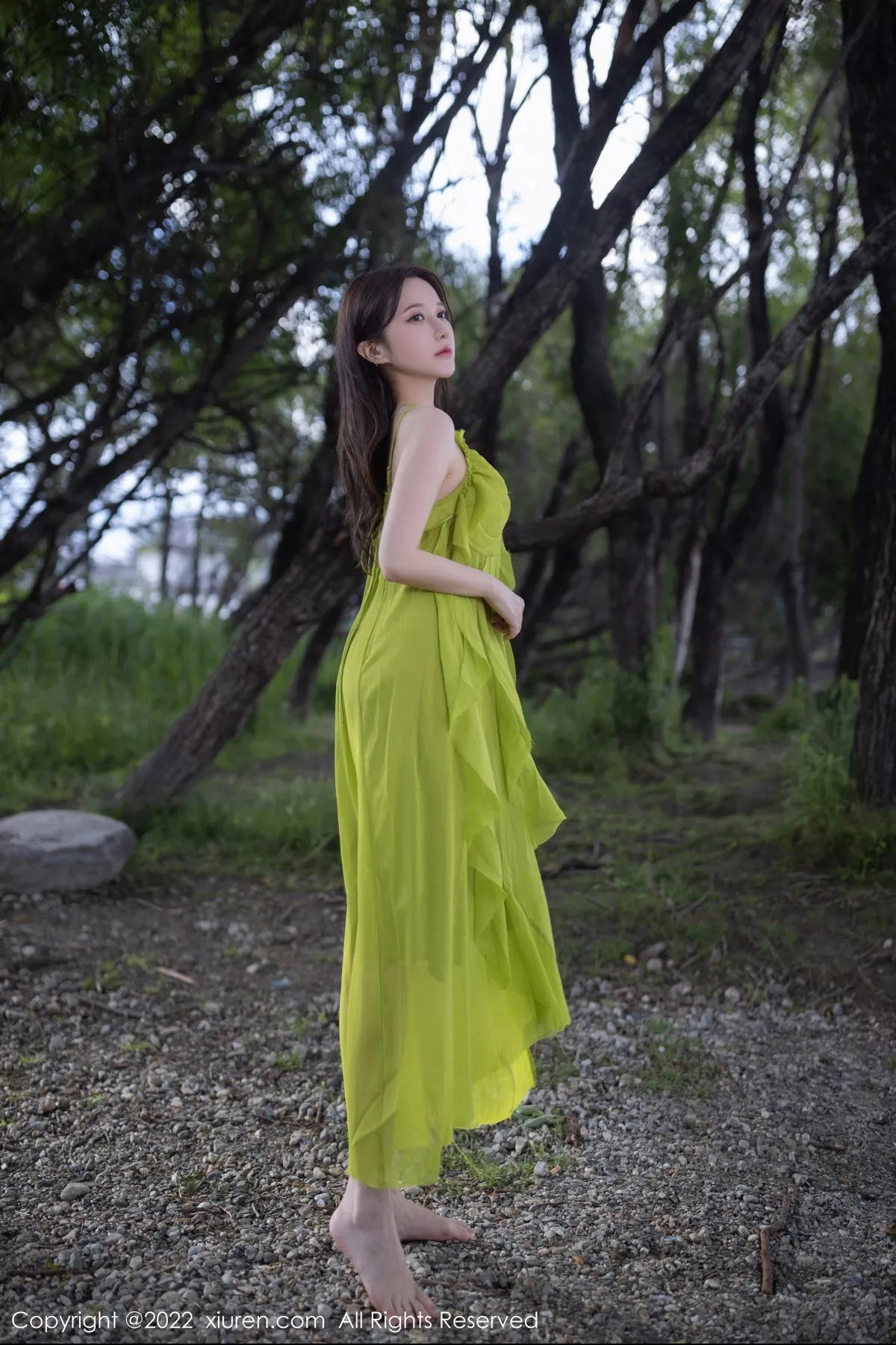 秀人集.com_[XiuRen秀人网]No.5979_模特鱼子酱Fish四季拍摄主题性感吊裙系列秀完美身材诱惑写真73P