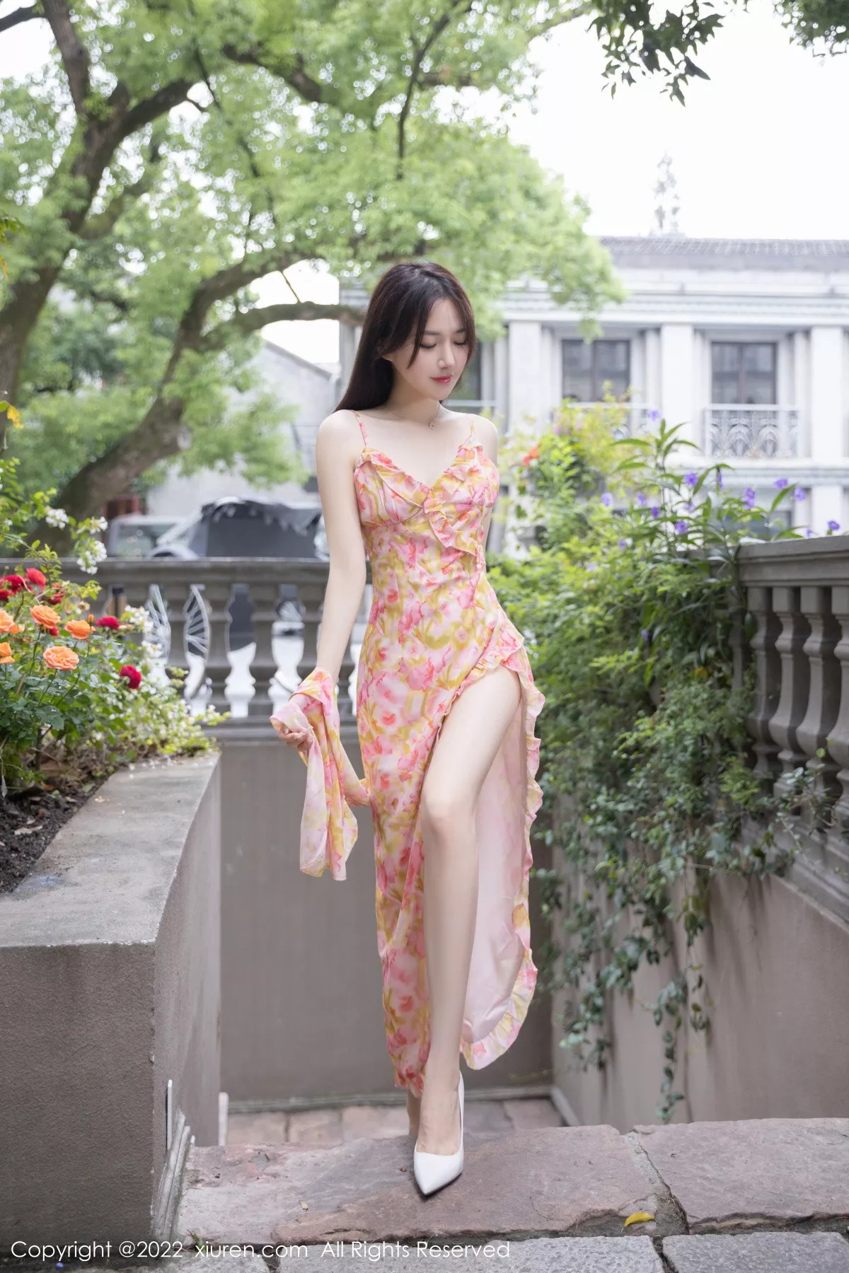 秀人集.com_[XiuRen秀人网]No.5979_模特鱼子酱Fish四季拍摄主题性感吊裙系列秀完美身材诱惑写真73P