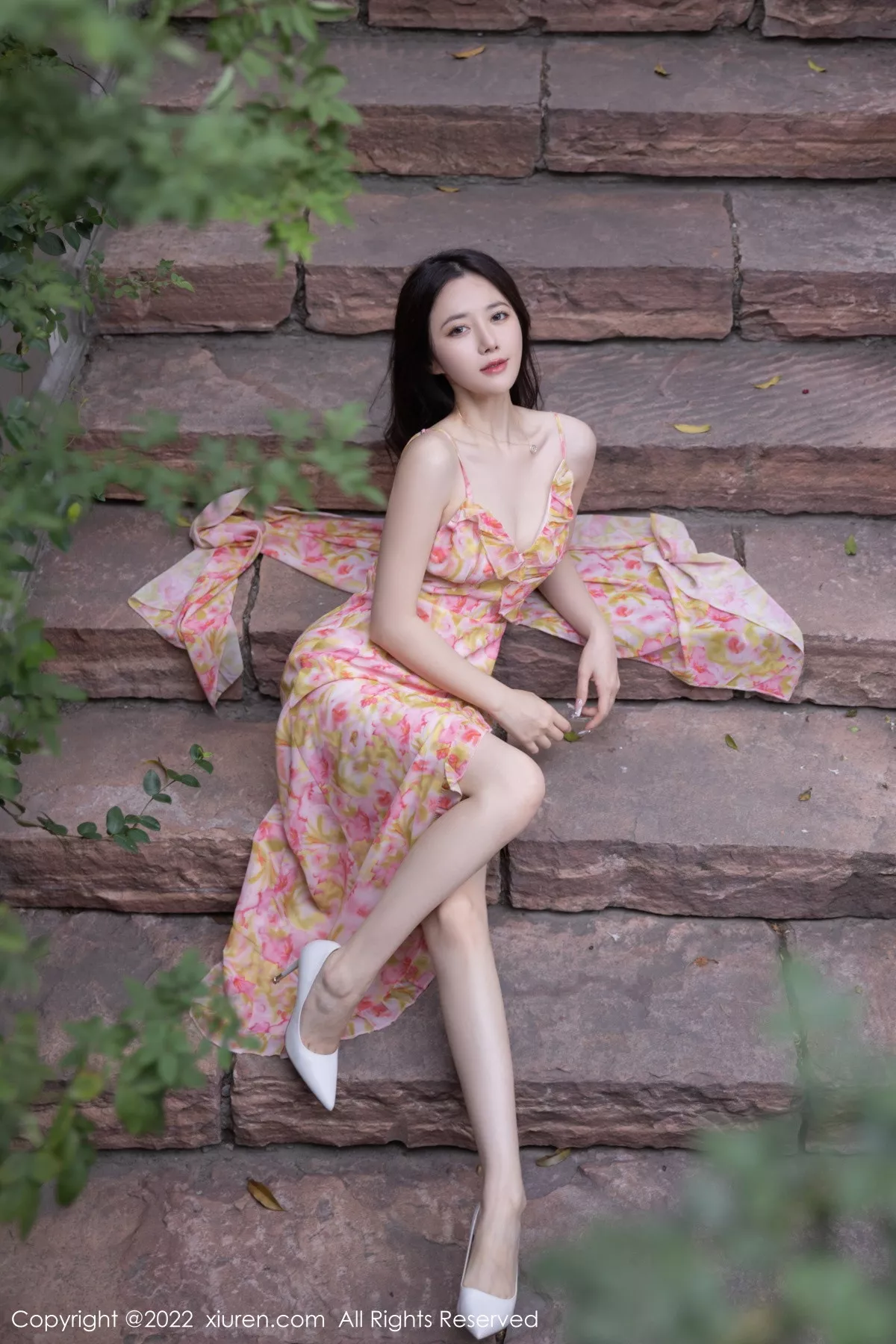 秀人集.com_[XiuRen秀人网]No.5979_模特鱼子酱Fish四季拍摄主题性感吊裙系列秀完美身材诱惑写真73P