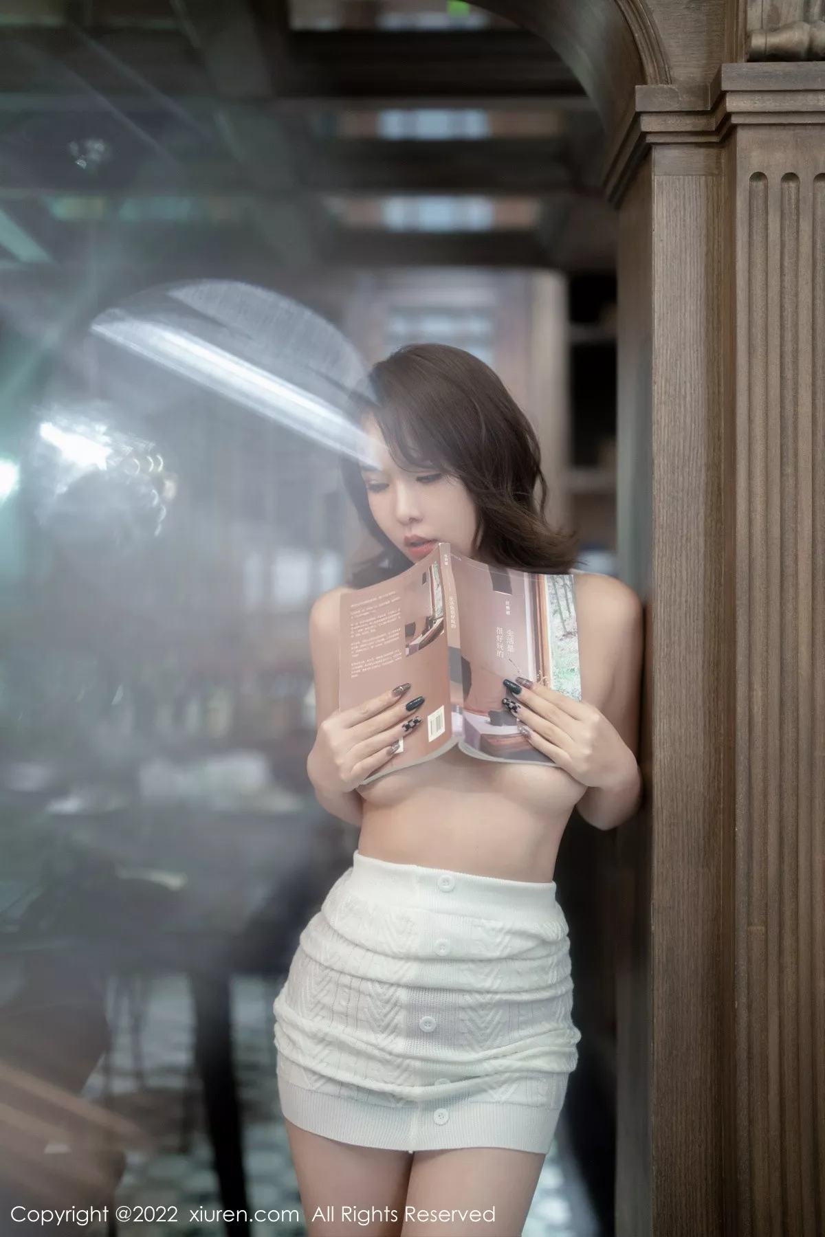 秀人集.com_[XiuRen秀人网]No.5988_模特雅雯私房性感白色露肩服饰露黑色蕾丝内衣魅惑黑丝迷人写真65P