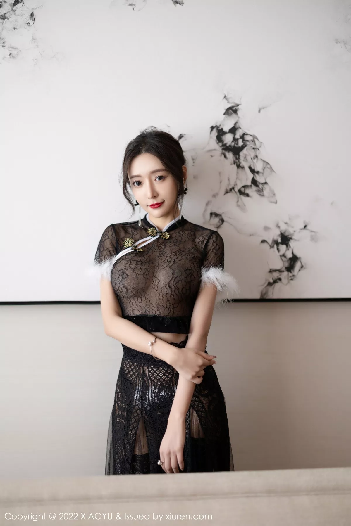 秀人集.com_[XiaoYu画语界]Vol.926_女神王馨瑶yanni性感黑色薄纱情趣旗袍配蕾丝袜惹火诱惑写真80P