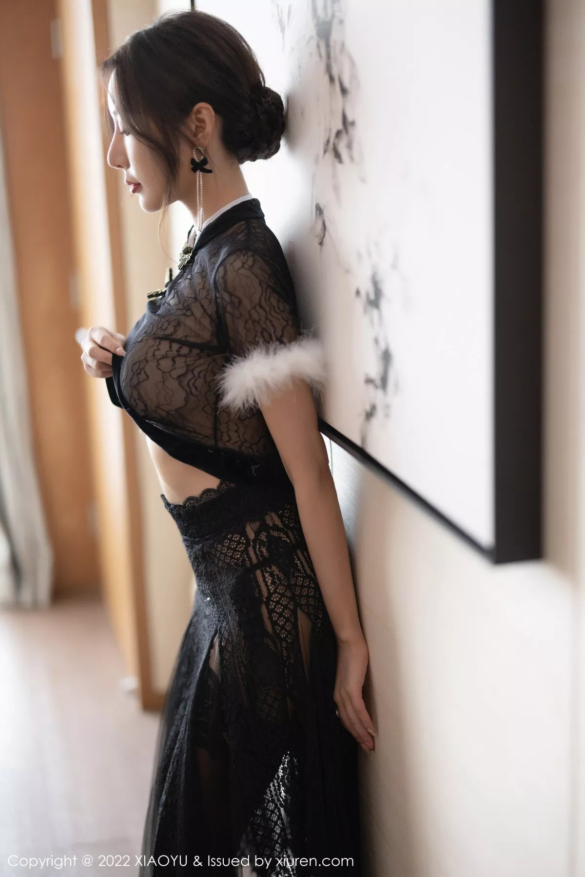 秀人集.com_[XiaoYu画语界]Vol.926_女神王馨瑶yanni性感黑色薄纱情趣旗袍配蕾丝袜惹火诱惑写真80P